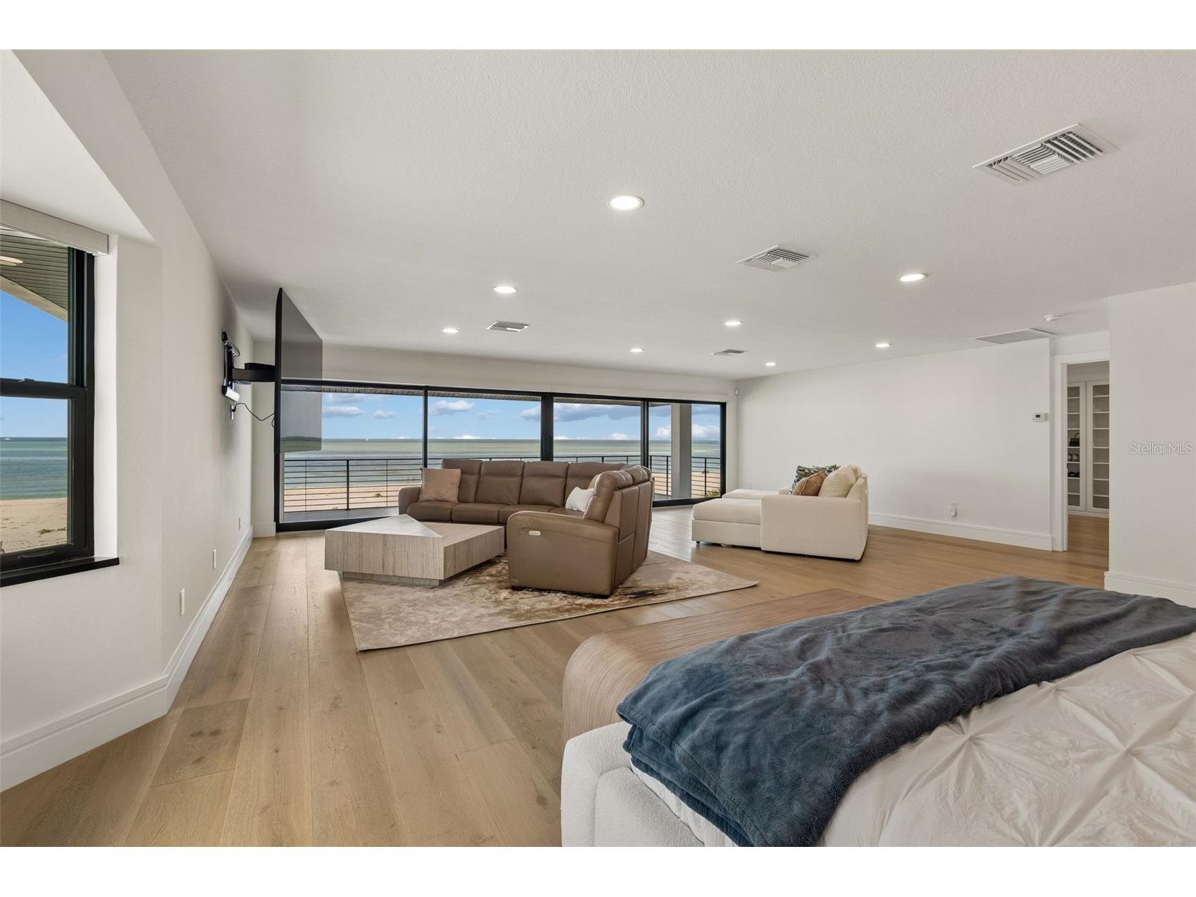 930 Eldorado Avenue Clearwater Beach FL 33767 TB8497025 image36