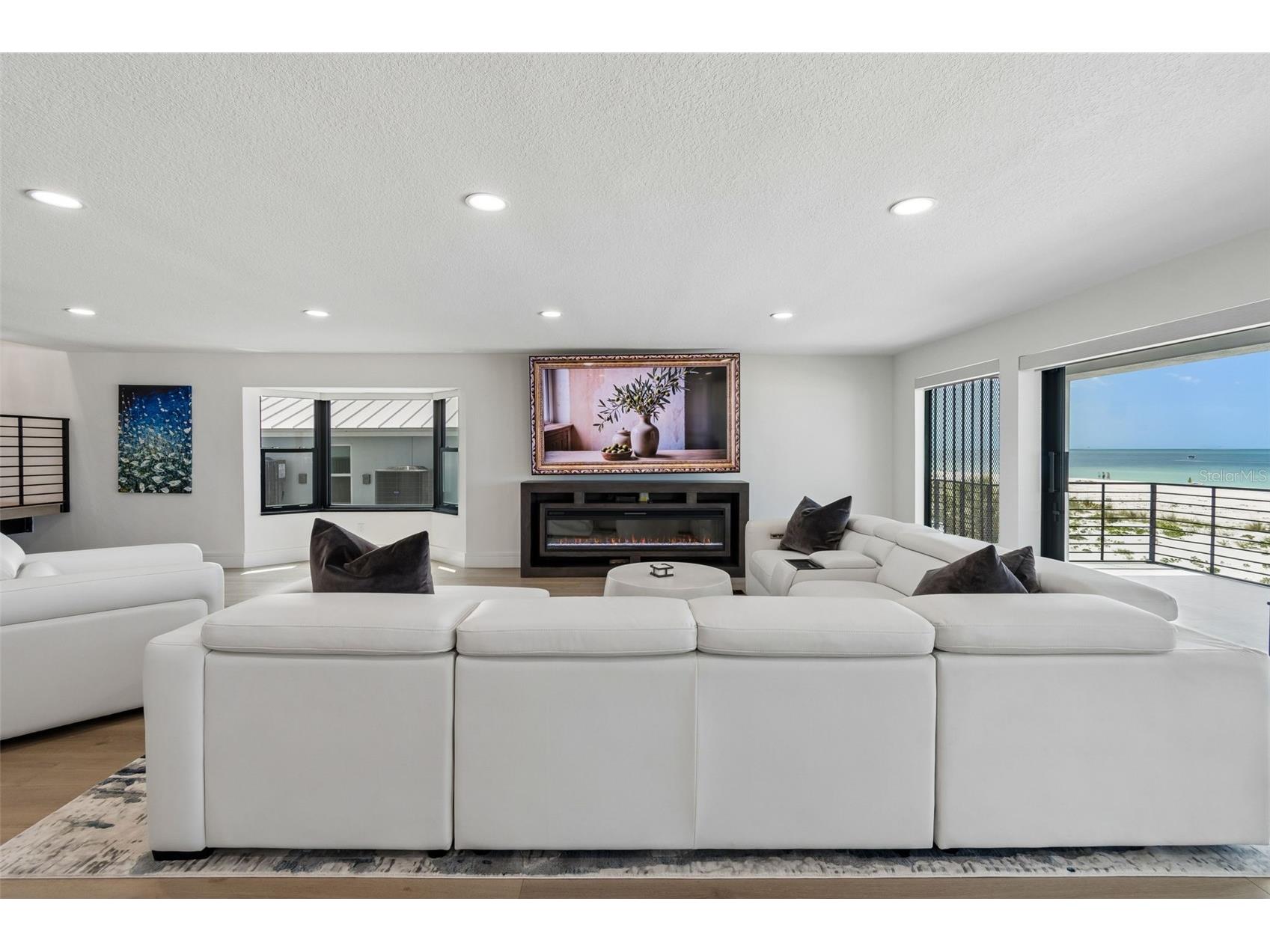 930 Eldorado Avenue Clearwater Beach FL 33767 TB8497025 image9