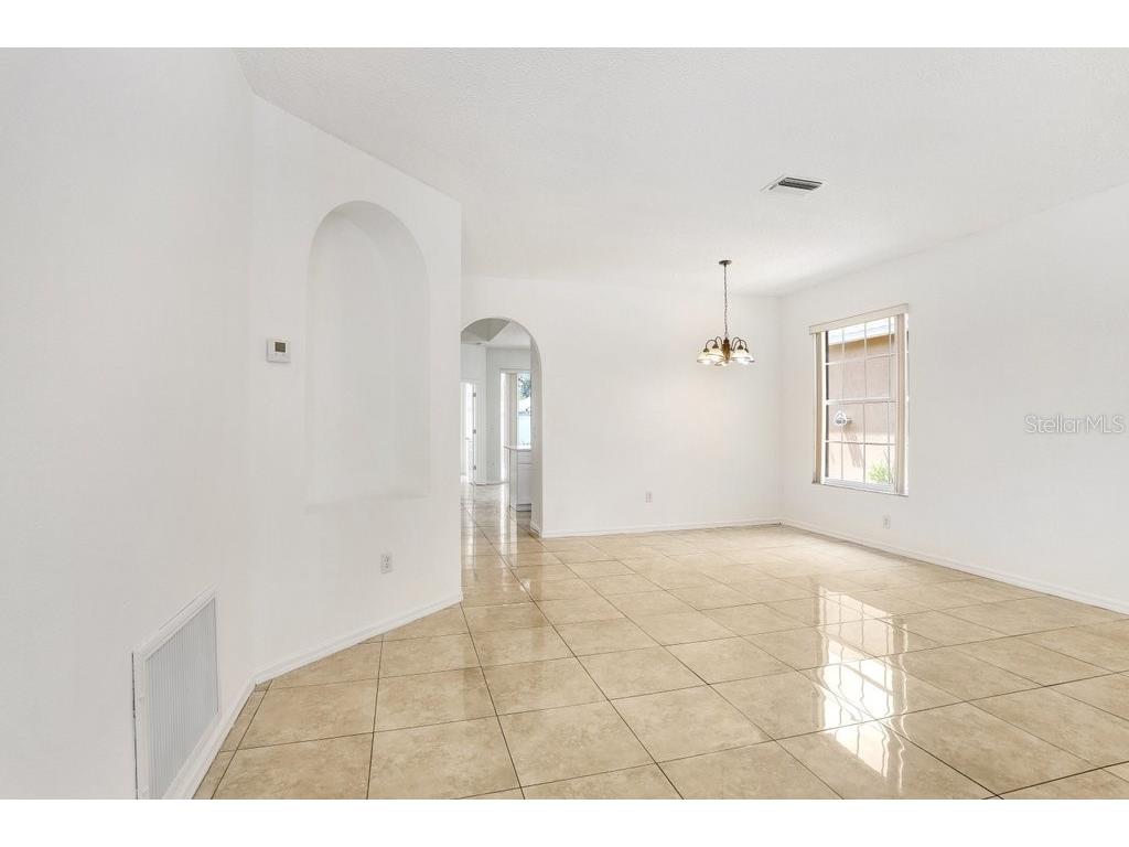 930 Grand Canyon Drive Valrico FL 33594 TB8416268 image4