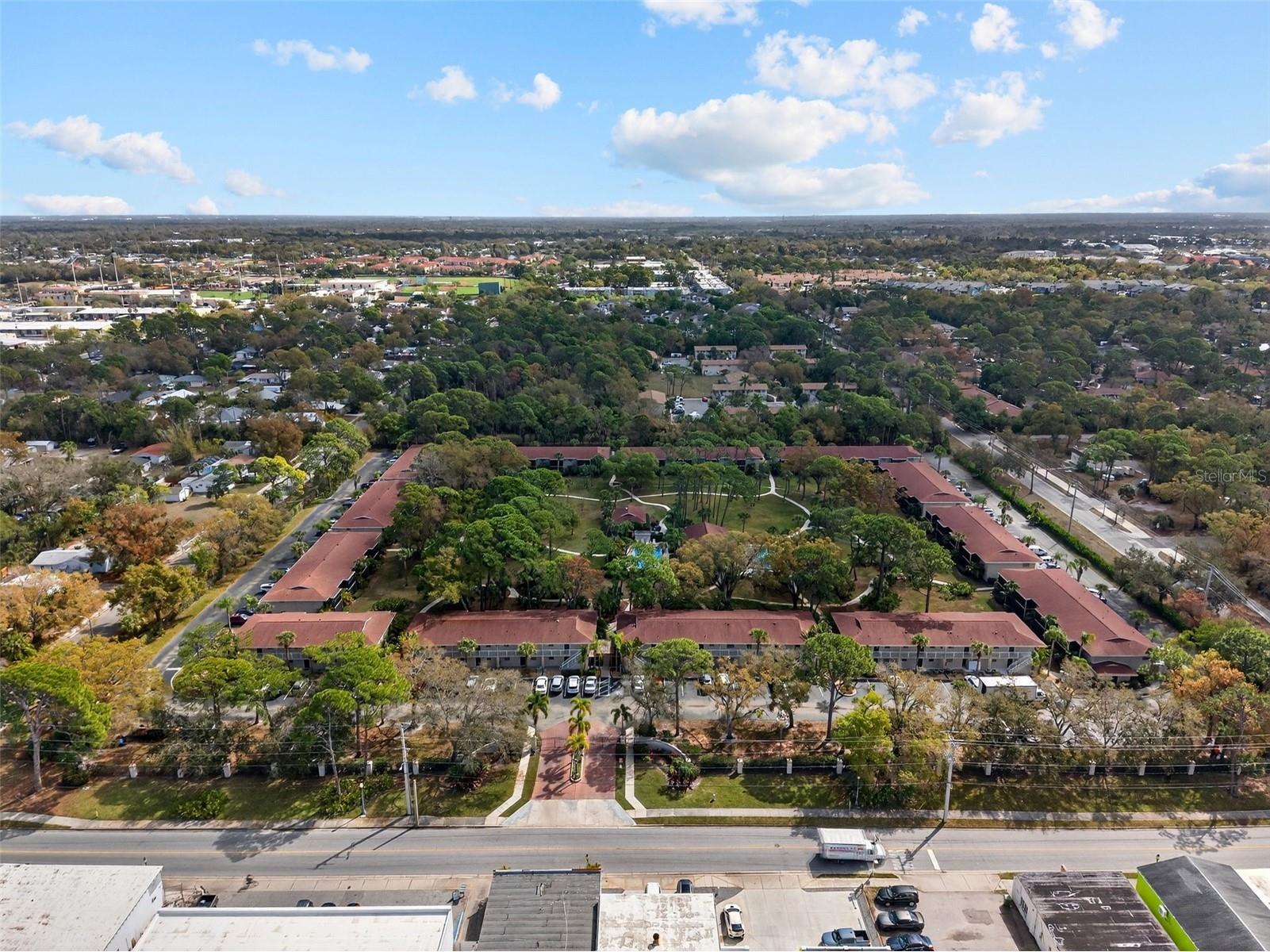 930 La Costa Circle #2 Sarasota FL 34237 A4684933 image1