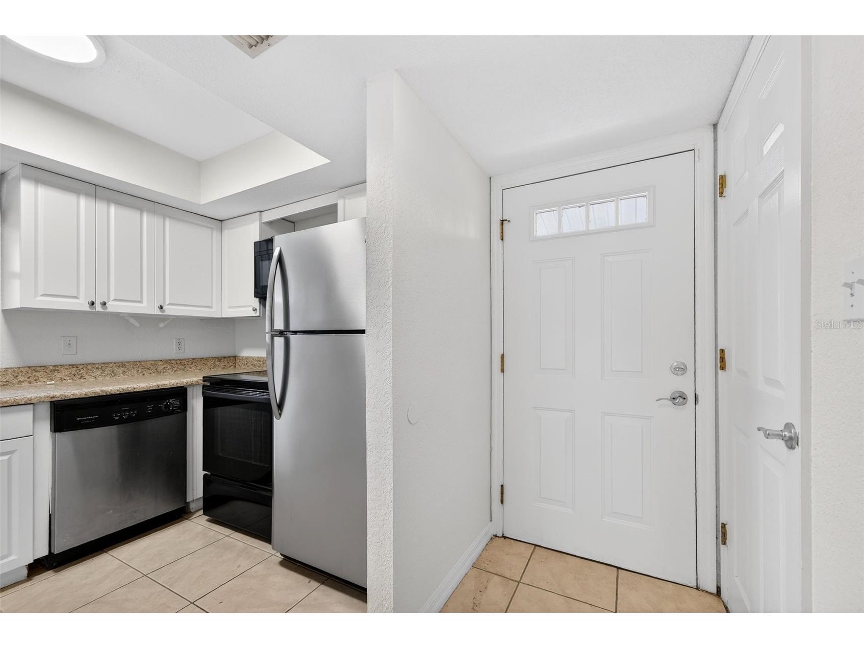 930 La Costa Circle #2 Sarasota FL 34237 A4684933 image16