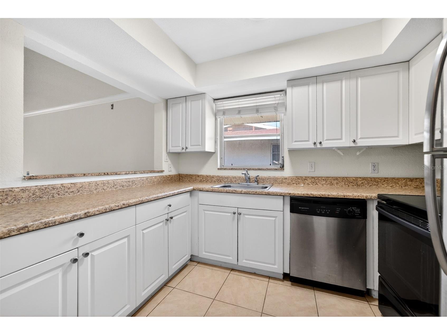 930 La Costa Circle #2 Sarasota FL 34237 A4684933 image19