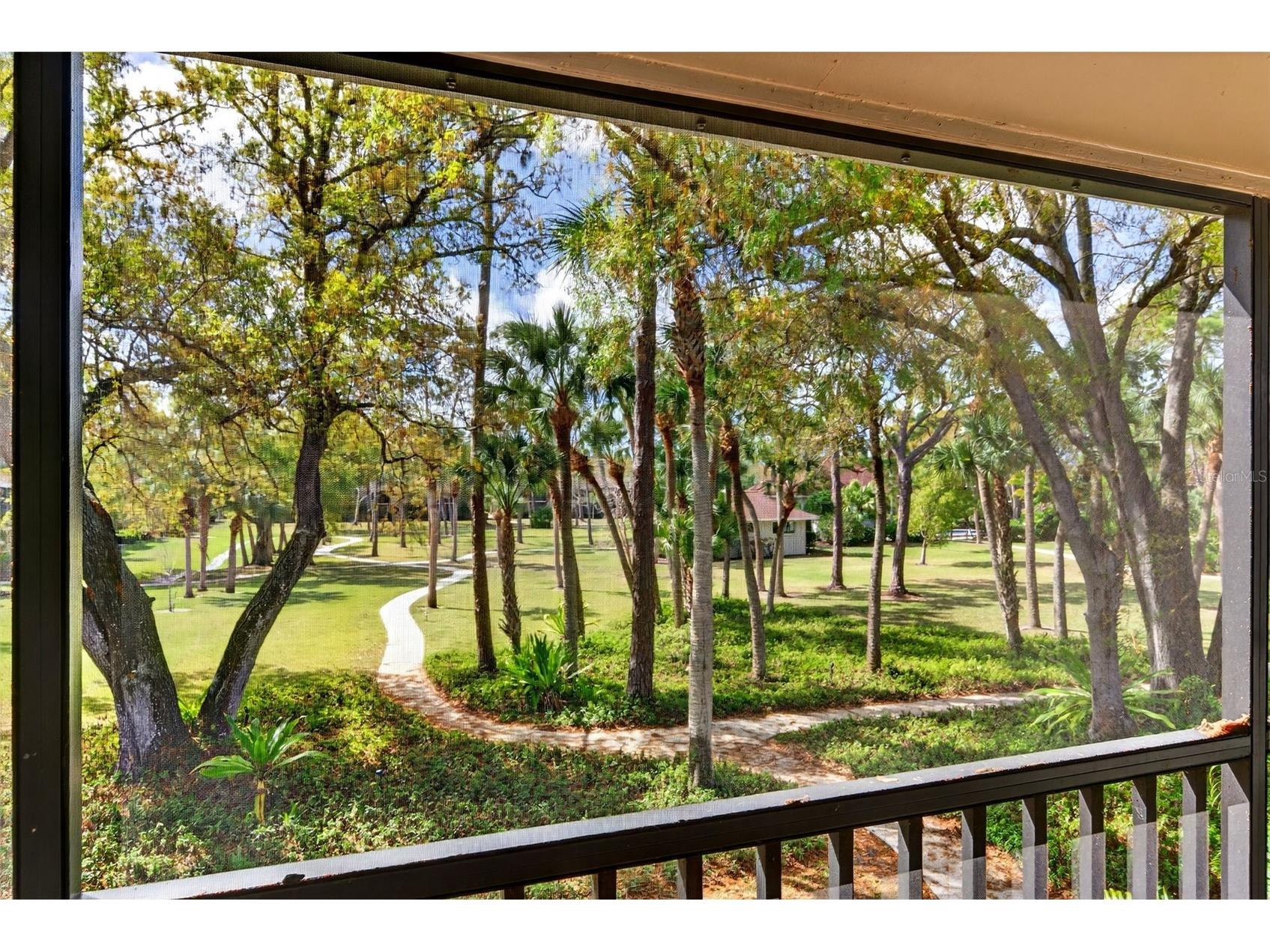 930 La Costa Circle #2 Sarasota FL 34237 A4684933 image29