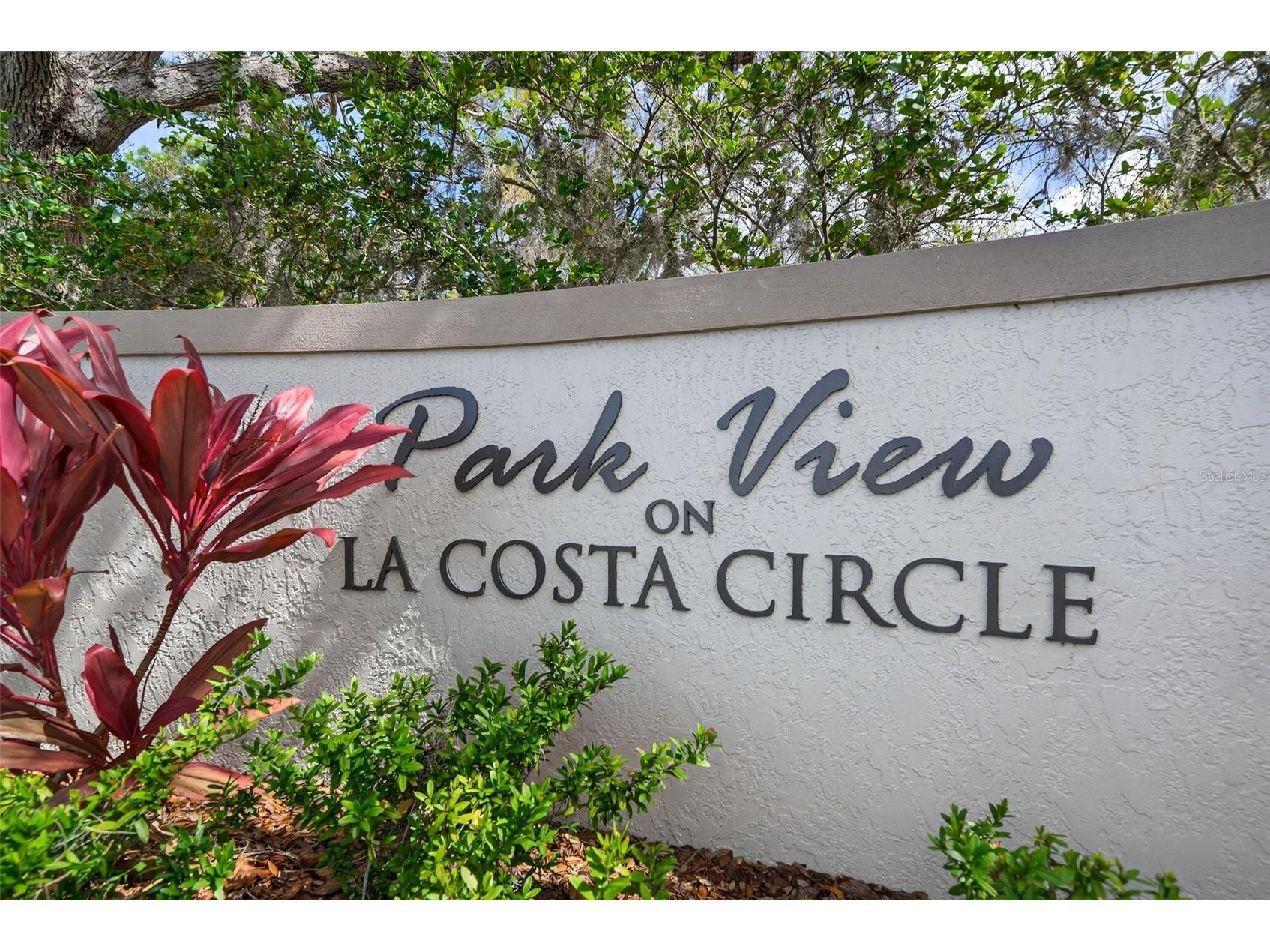 930 La Costa Circle #2 Sarasota FL 34237 A4684933 image3