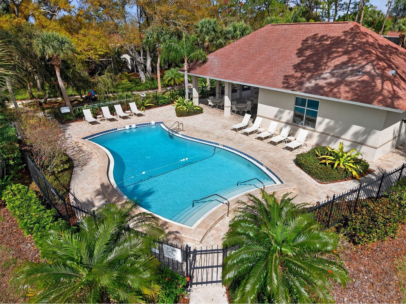 930 La Costa Circle #2 Sarasota FL 34237 A4684933 image47