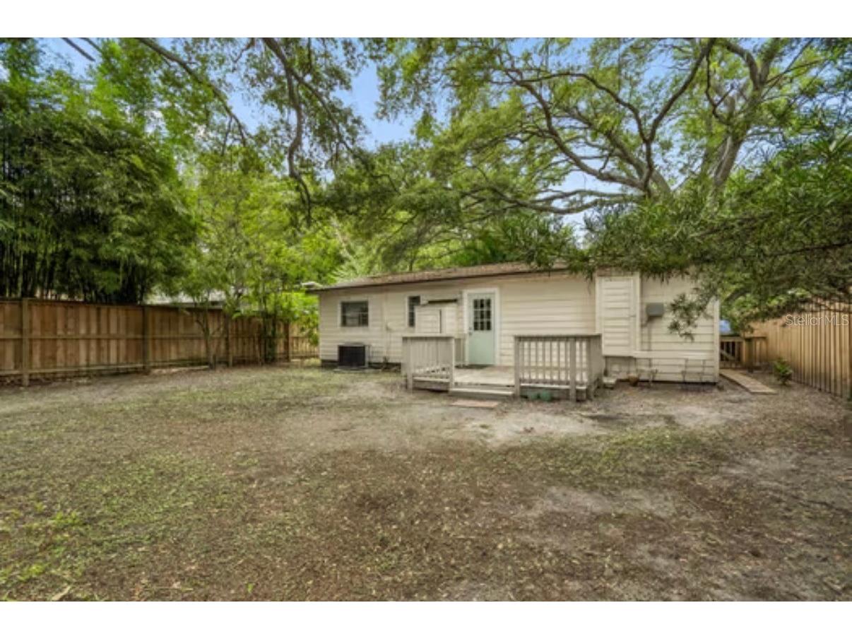 930 Montrose Boulevard N Saint Petersburg FL 33703 TB8514454 image32