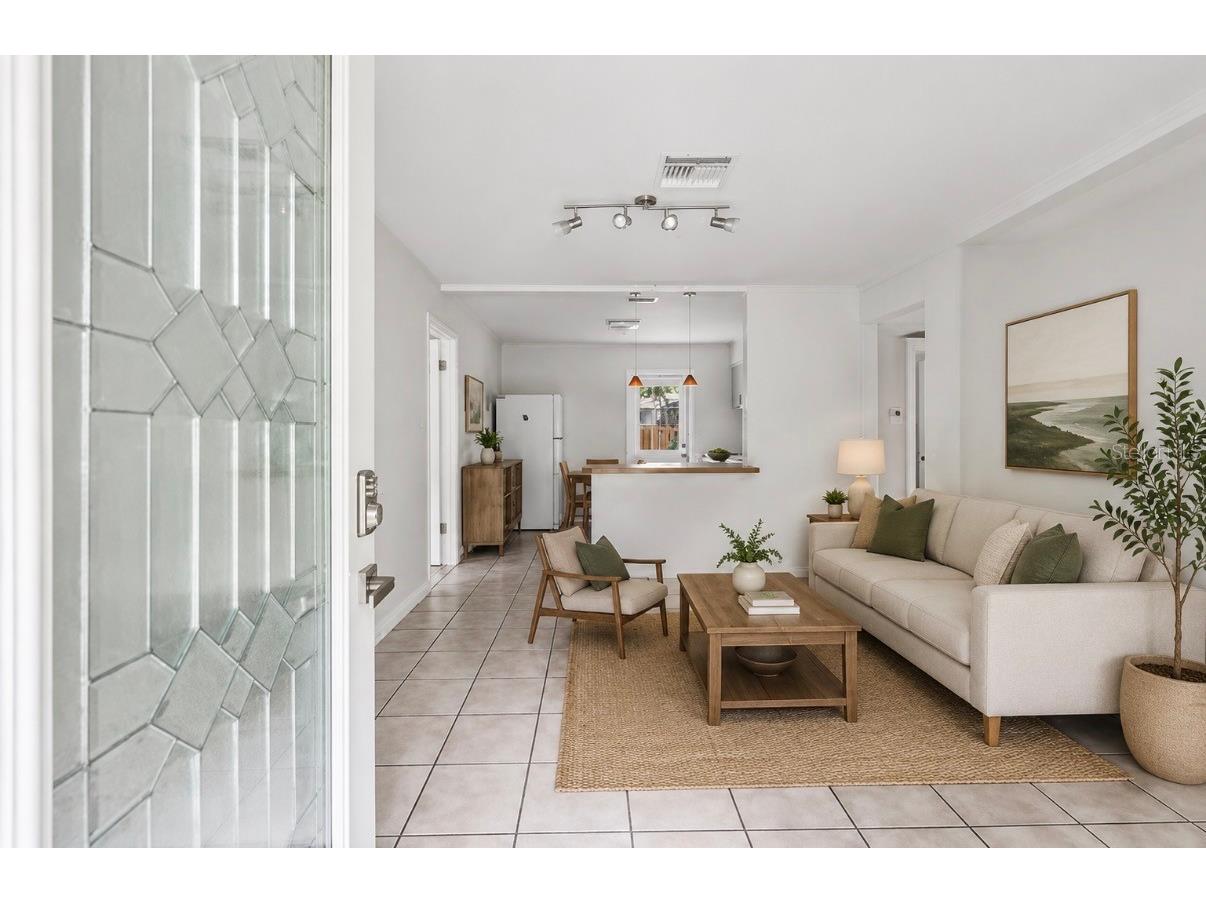 930 Montrose Boulevard N Saint Petersburg FL 33703 TB8514454 image8