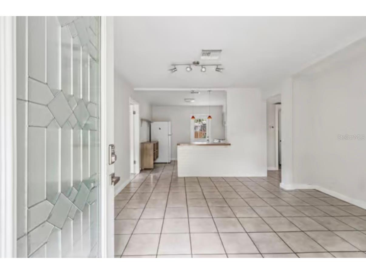 930 Montrose Boulevard N Saint Petersburg FL 33703 TB8514454 image9