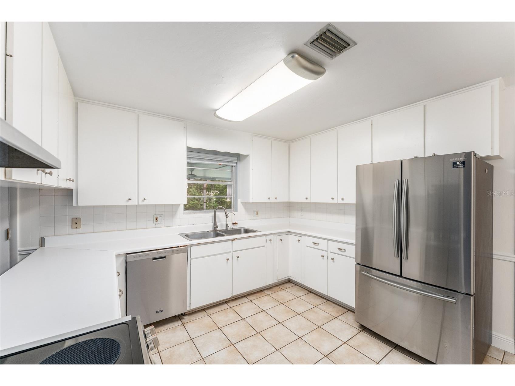 930 NW 37th Terrace Gainesville FL 32605 GC541066 image15