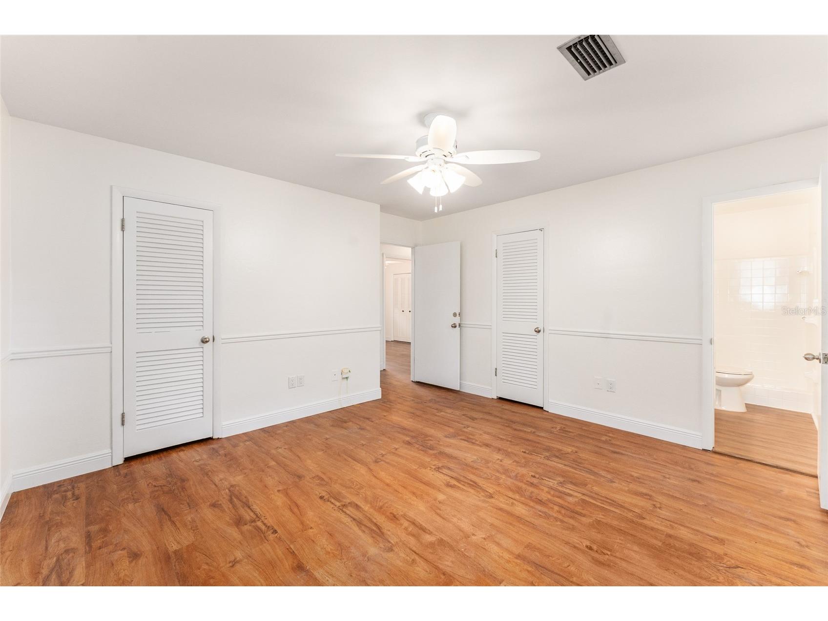 930 NW 37th Terrace Gainesville FL 32605 GC541066 image32