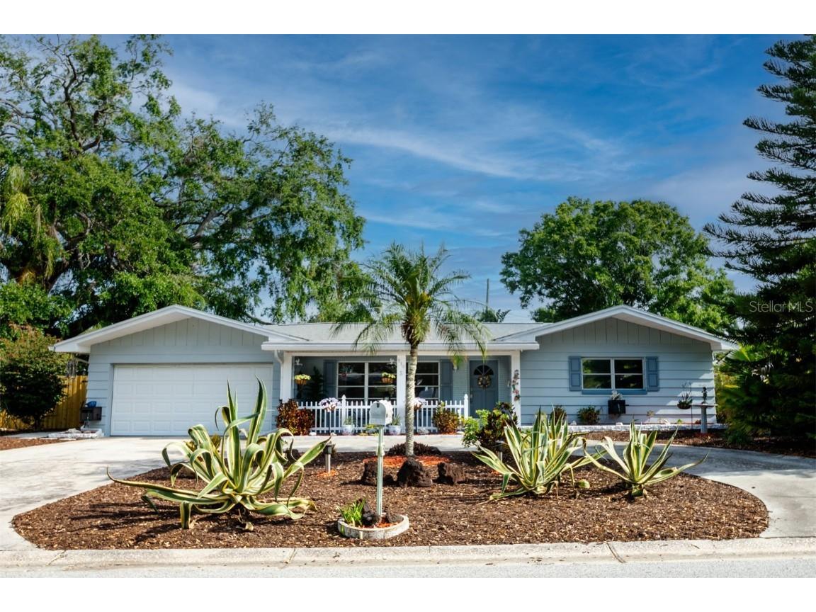 930 S Lyndhurst Street Dunedin FL 34698 TB8379742 image1