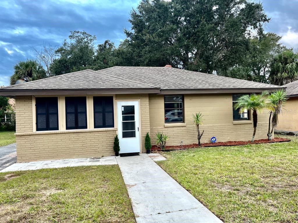 930 School Street Daytona Beach FL 32114 S5093489 image1