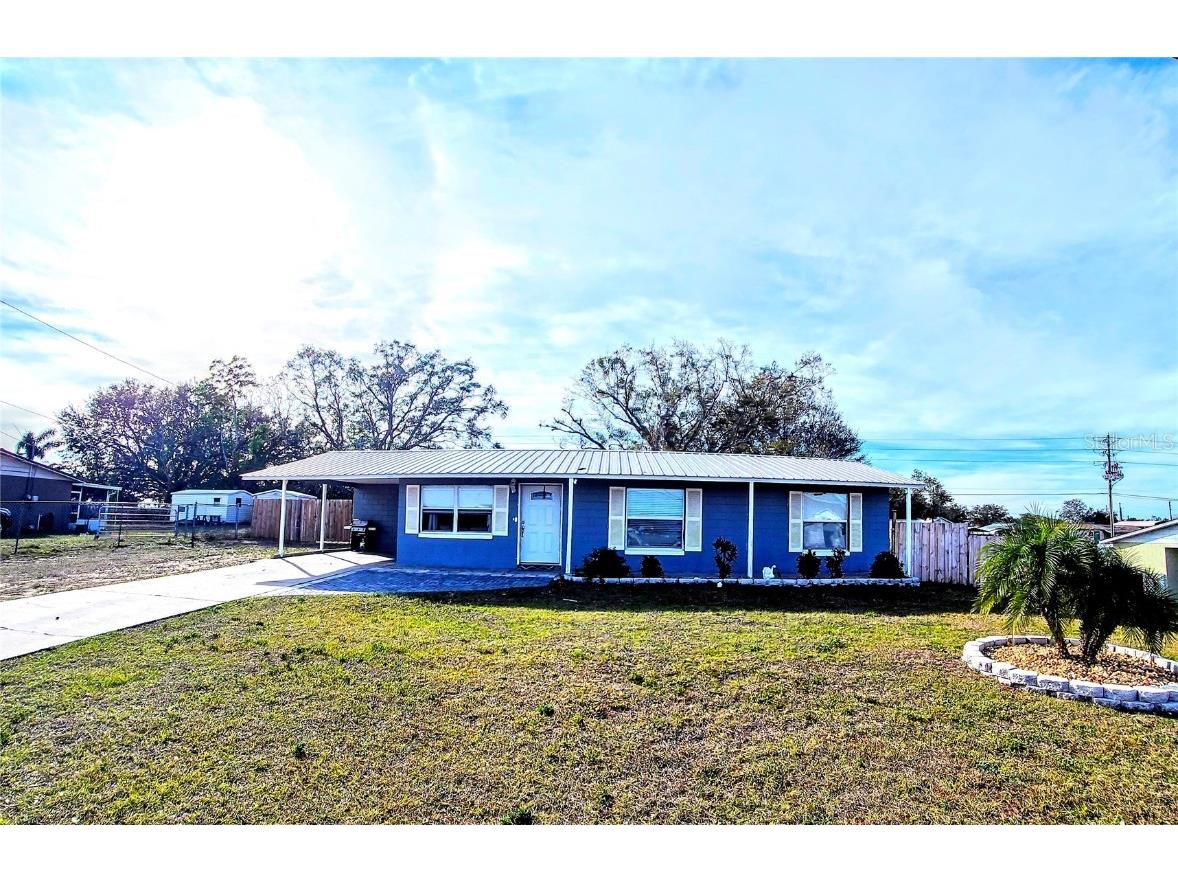 930 Thompson Avenue Frostproof FL 33843 P4933550 image1