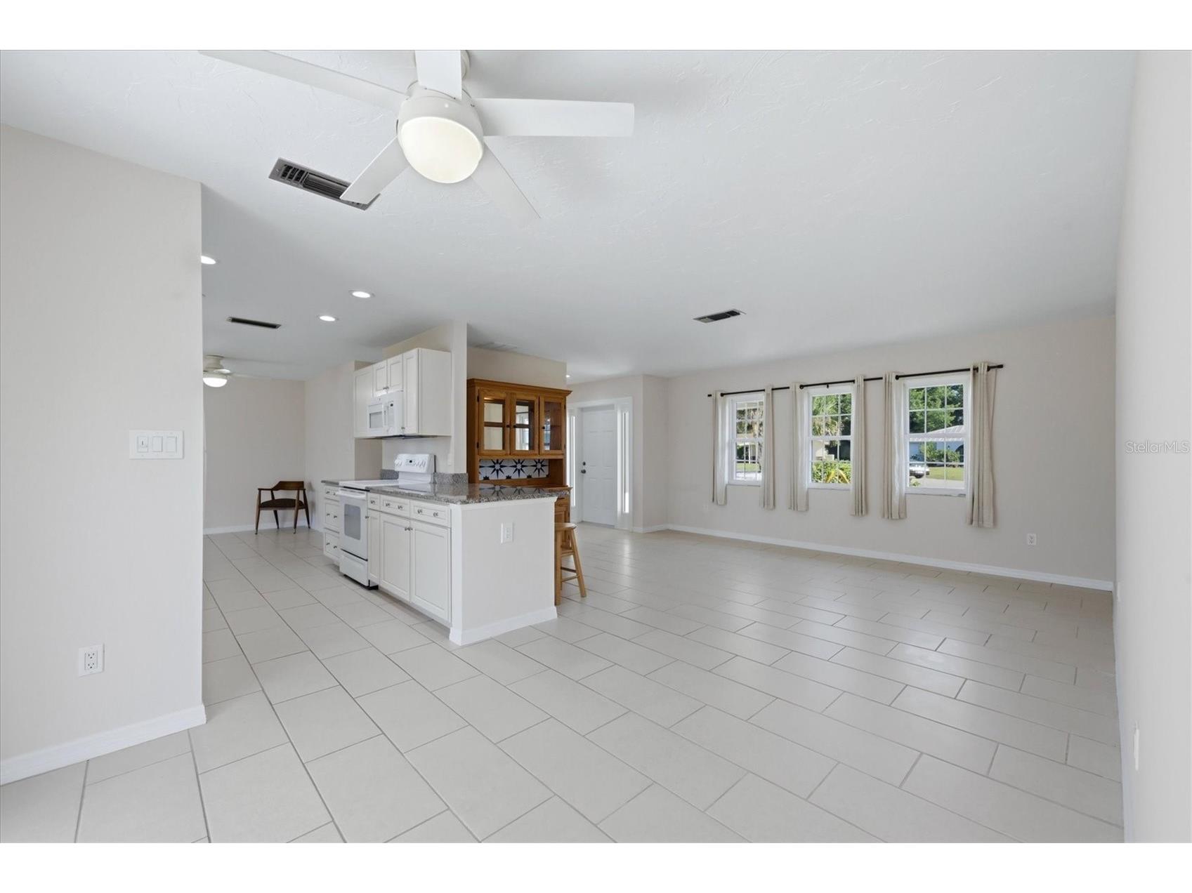 930 W Kathy Court Venice FL 34293 A4694604 image16