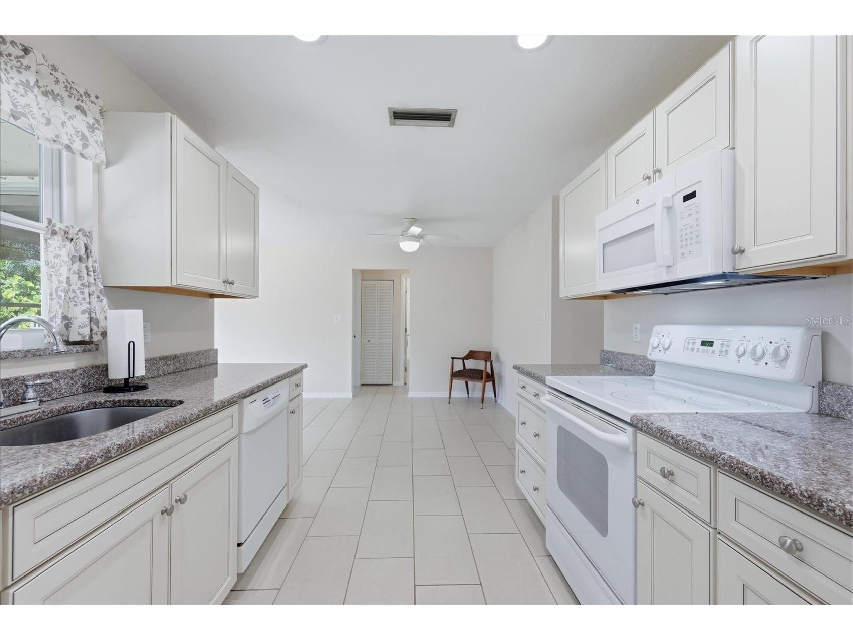 930 W Kathy Court Venice FL 34293 A4694604 image20