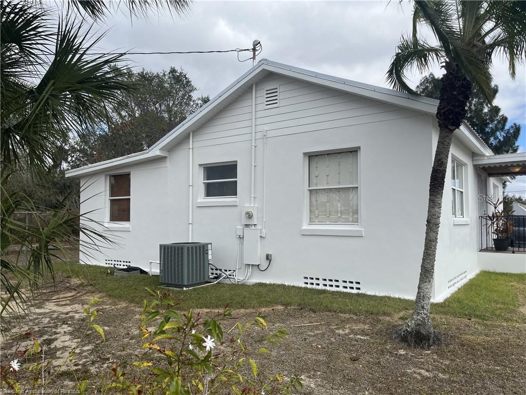 930 W Main Street Avon Park FL 33825 L4959645 image18