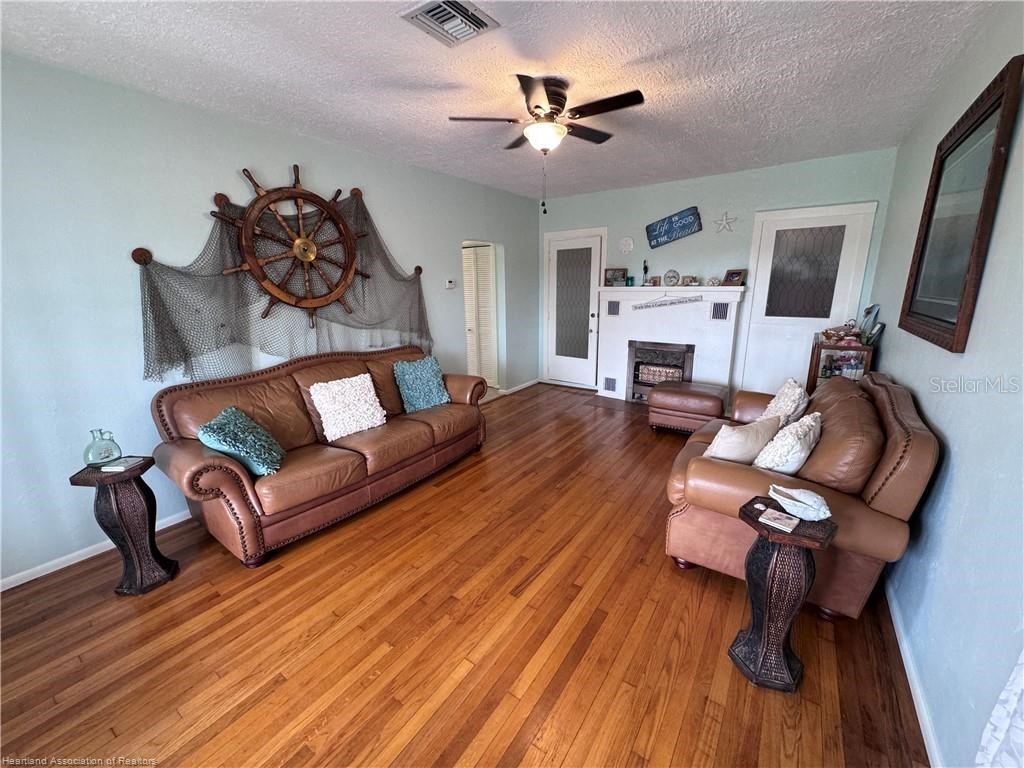 930 W Main Street Avon Park FL 33825 L4959645 image9