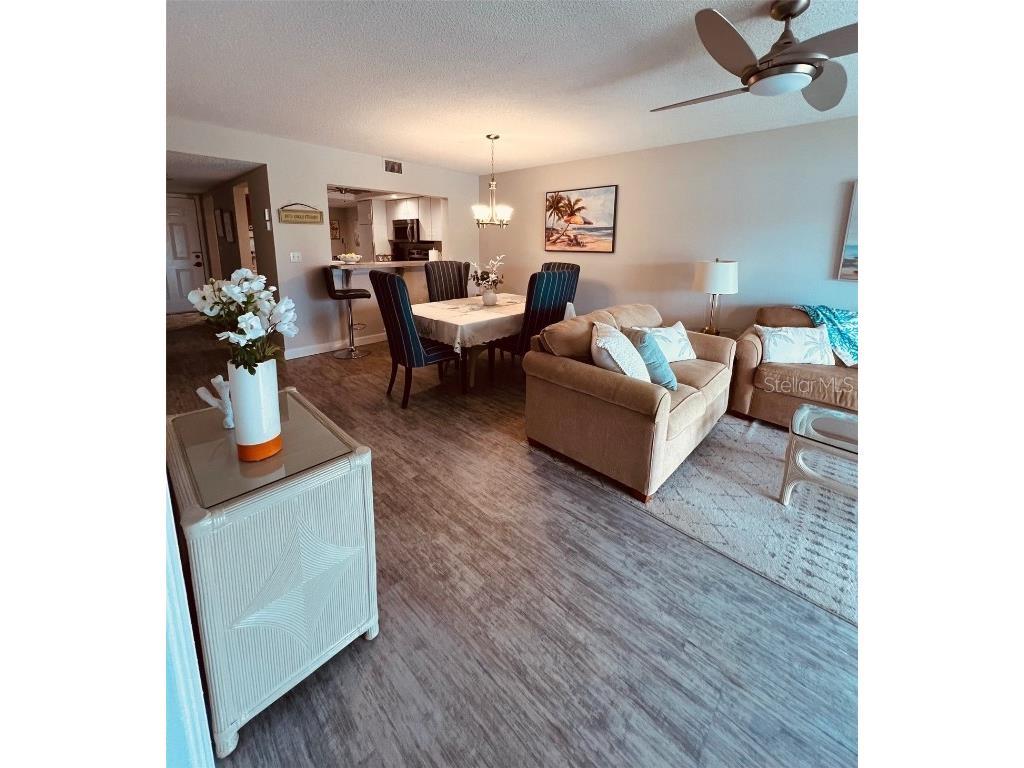 9300 Clubside Circle #1109 Sarasota FL 34238 A4443582 image14