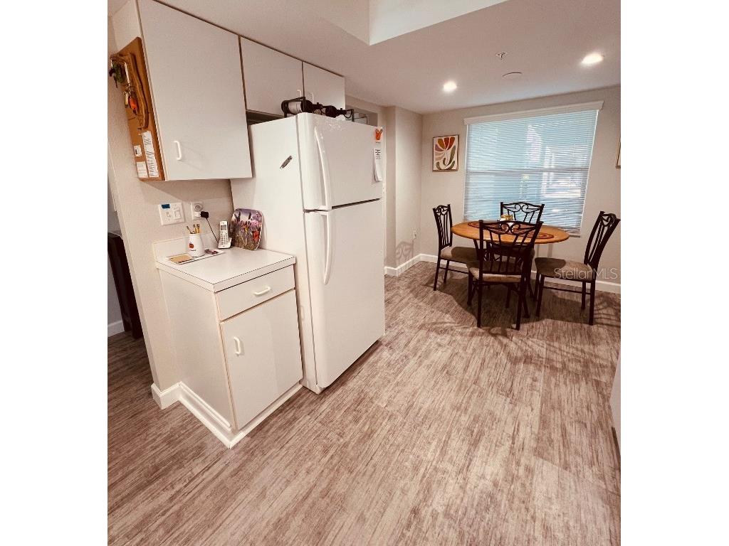 9300 Clubside Circle #1109 Sarasota FL 34238 A4443582 image4