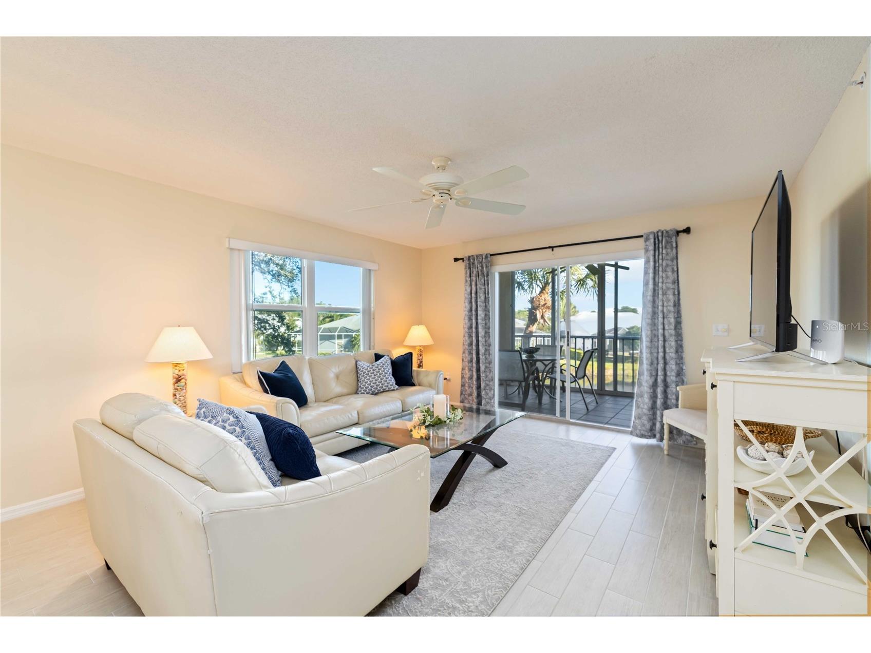 9300 Clubside Circle #1208 Sarasota FL 34238 A4695407 image4
