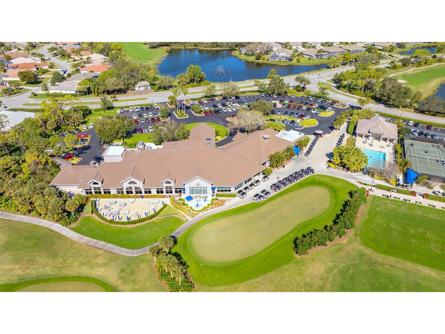 9300 Clubside Circle #1306 Sarasota FL 34238 A4693443 image10