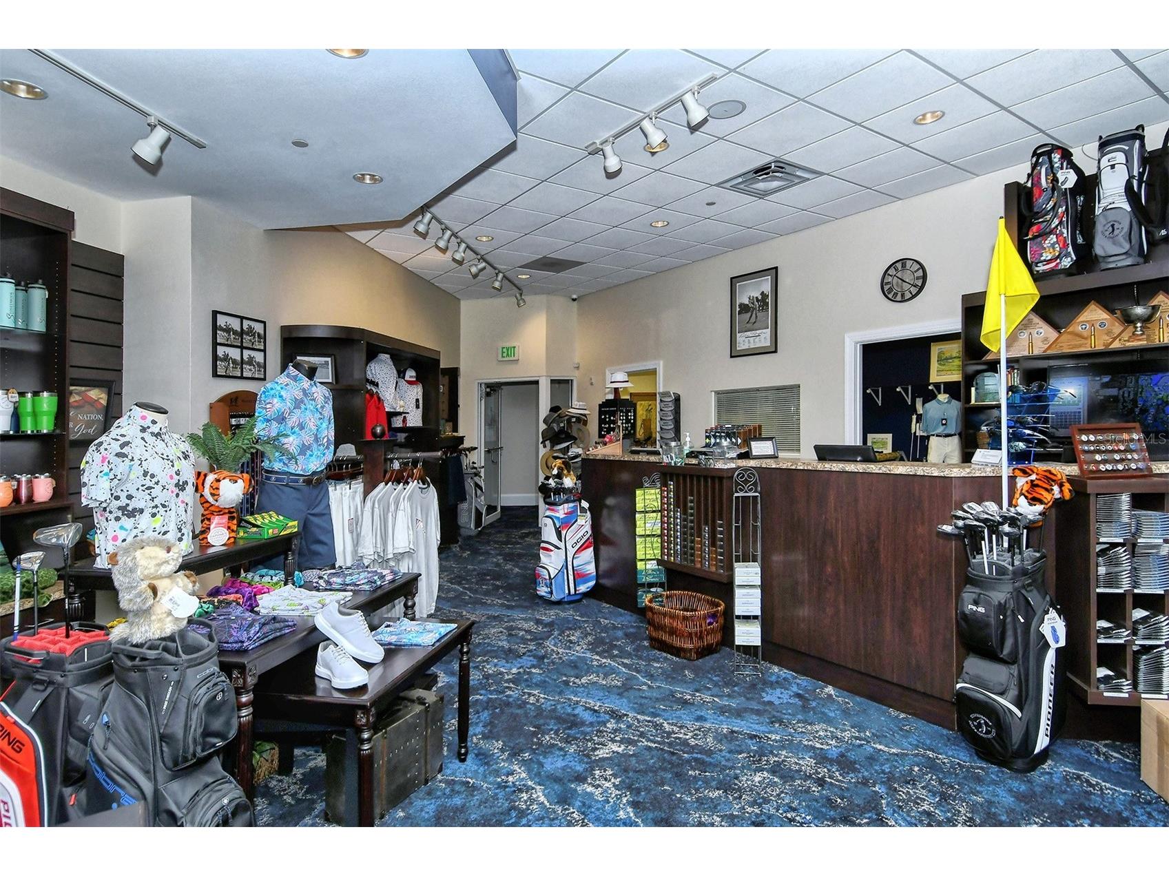 9300 Clubside Circle #1306 Sarasota FL 34238 A4693443 image32