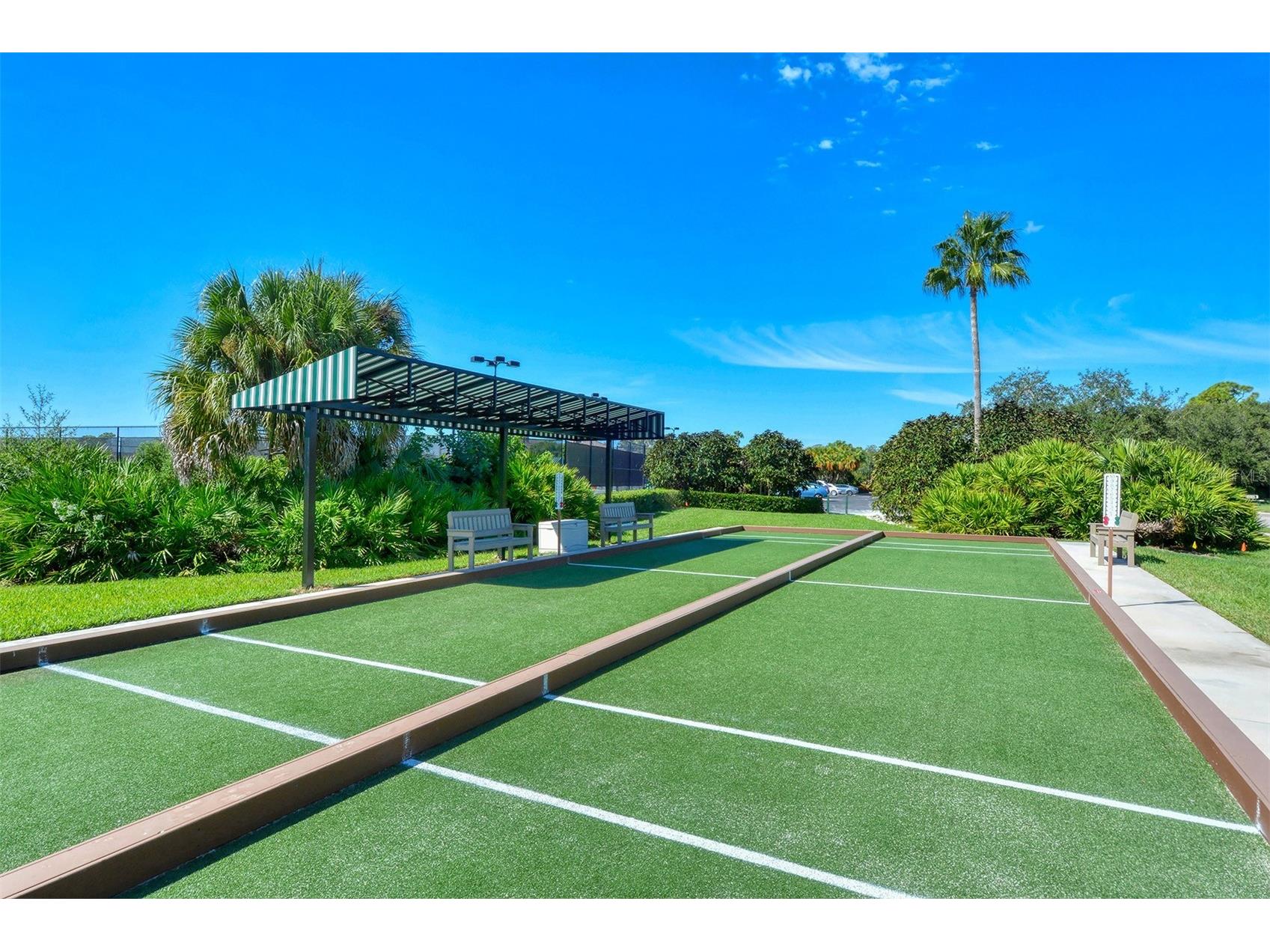 9300 Clubside Circle #1306 Sarasota FL 34238 A4693443 image52