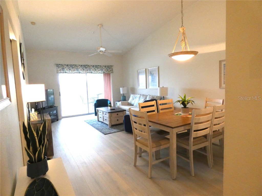 9300 Clubside Circle #1307 Sarasota FL 34238 A4481790 image6