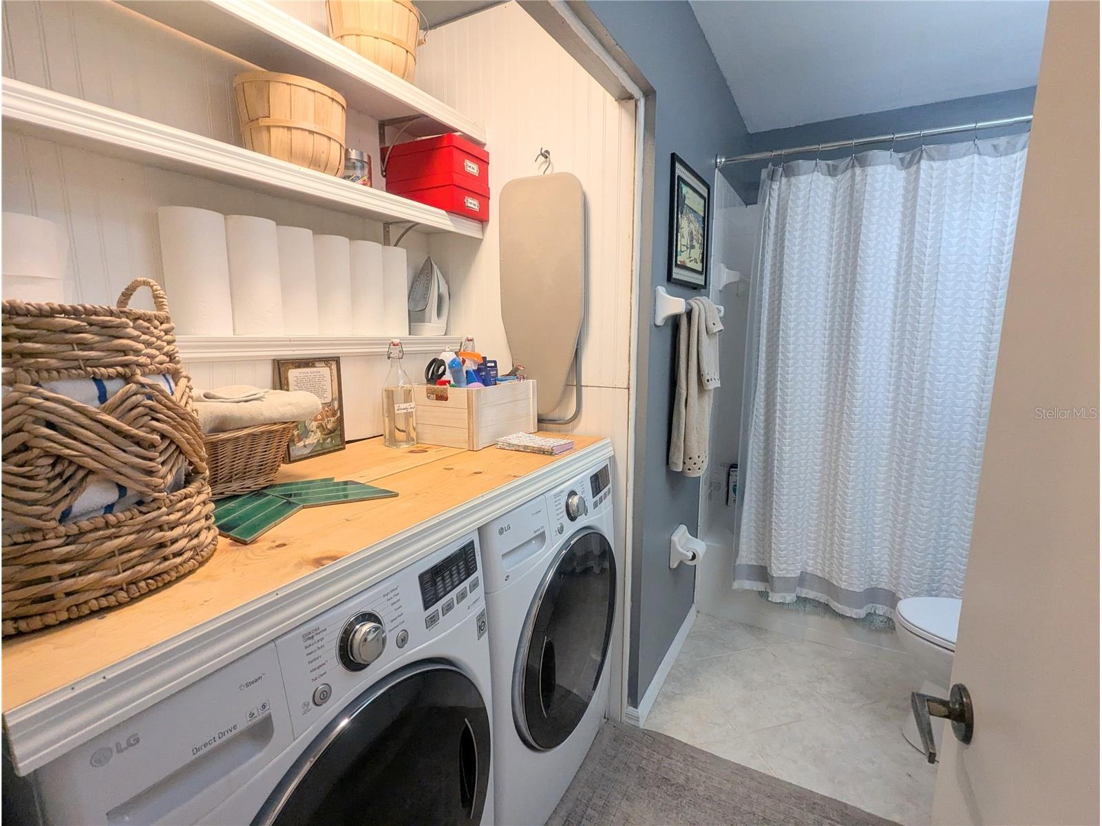9300 Clubside Circle #1308 Sarasota FL 34238 A4691966 image13