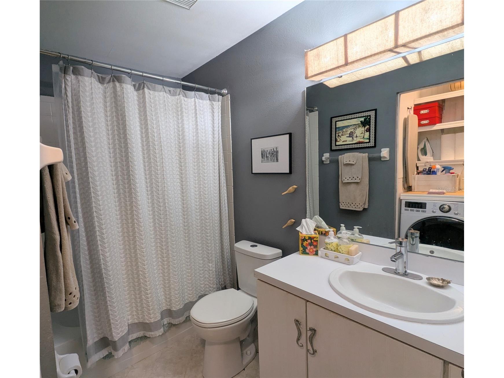 9300 Clubside Circle #1308 Sarasota FL 34238 A4691966 image14