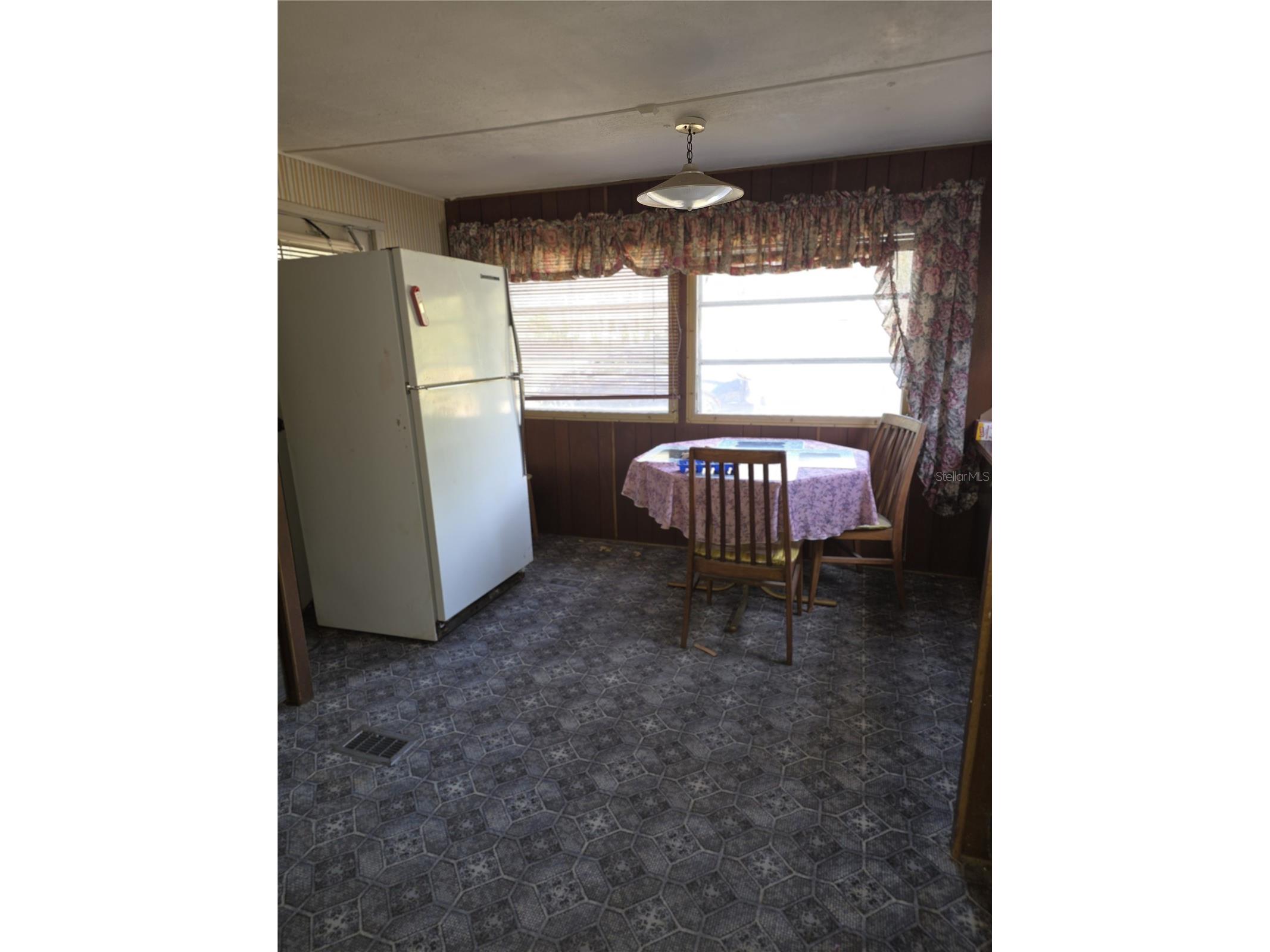 9300 Kiowa Dr New Port Richey FL 34654 W7884201 image6