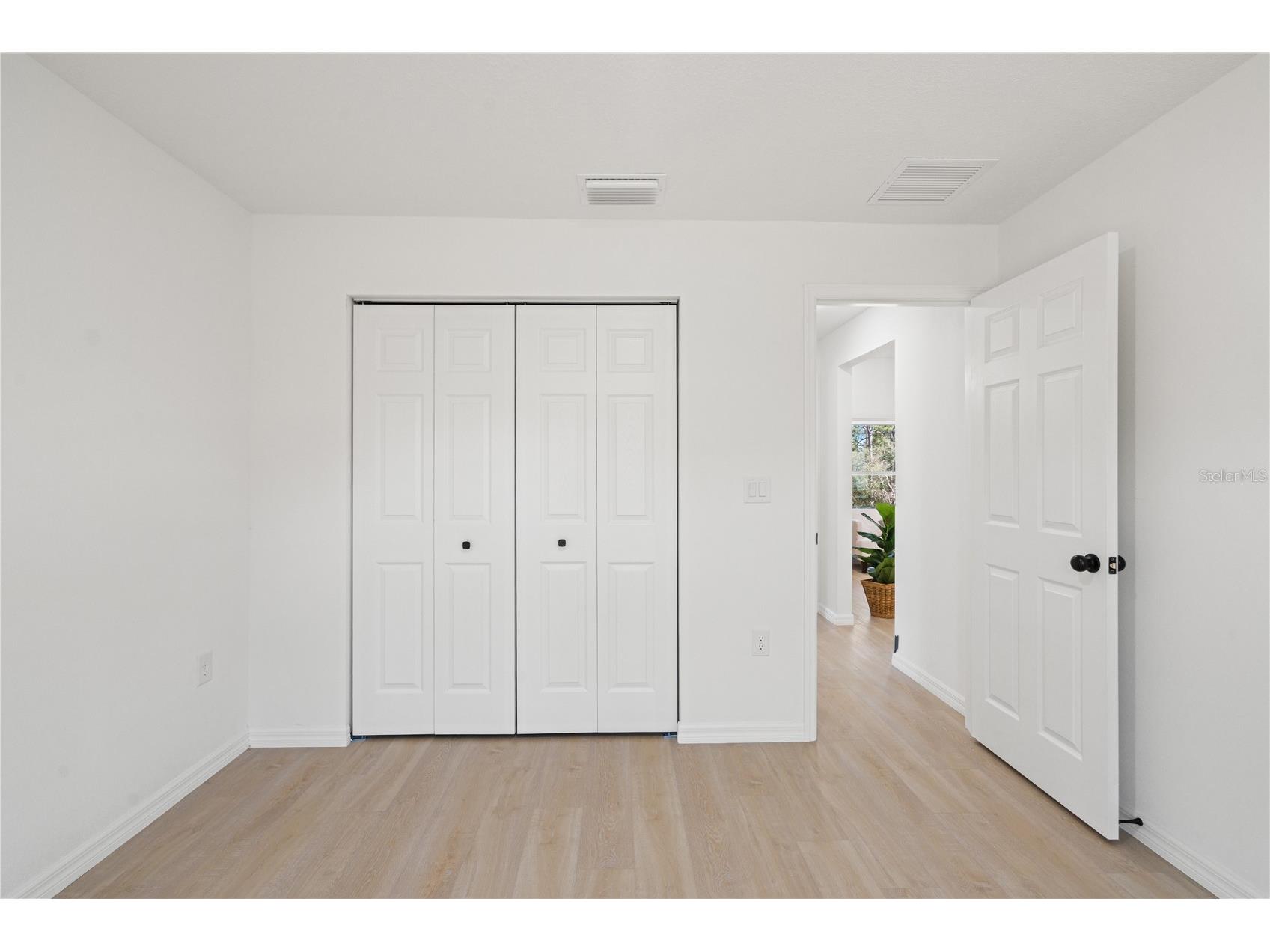 9300 N Satinwood Terrace Citrus Springs FL 34433 OM724346 image11