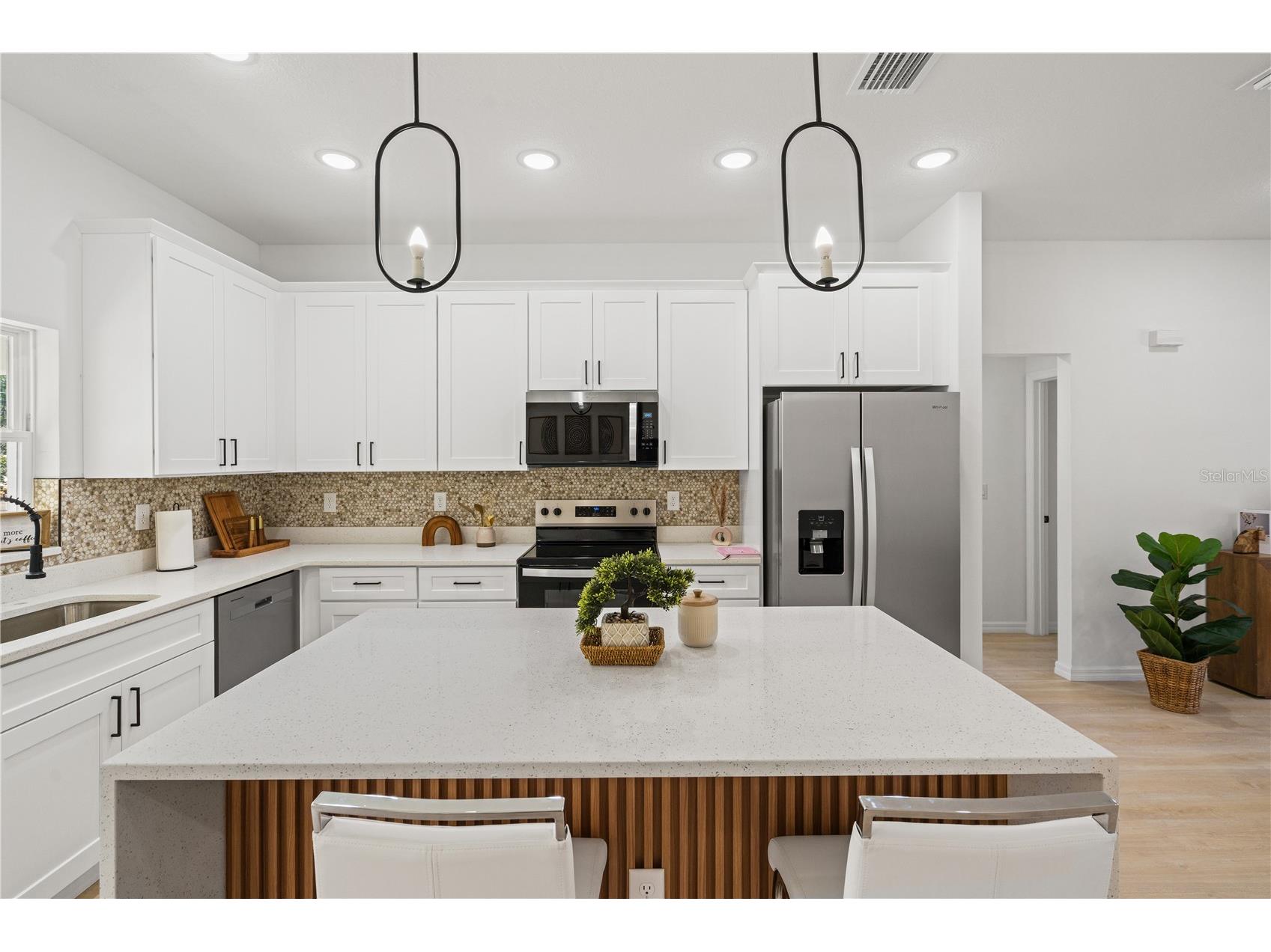 9300 N Satinwood Terrace Citrus Springs FL 34433 OM724346 image5