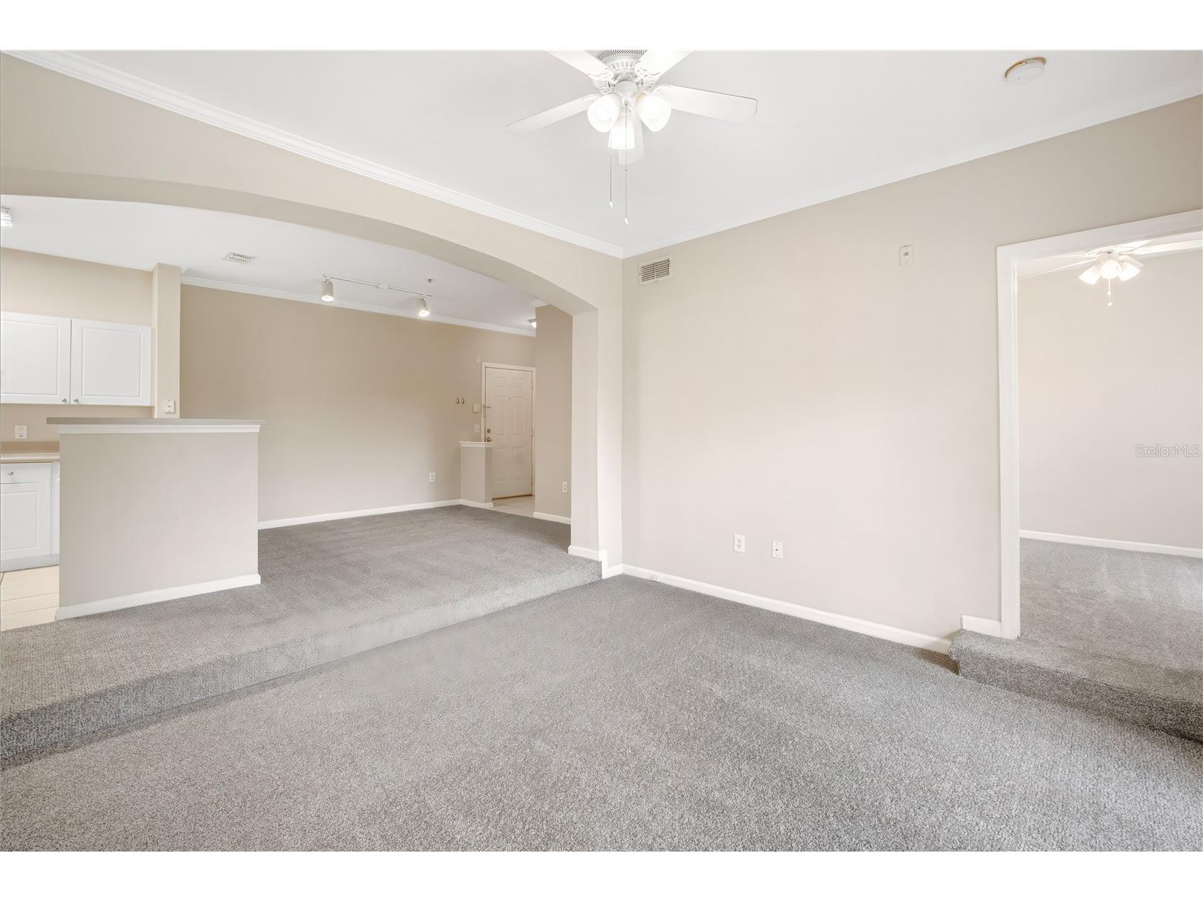 9301 Crescent Loop Circle #206 Tampa FL 33619 TB8491968 image11