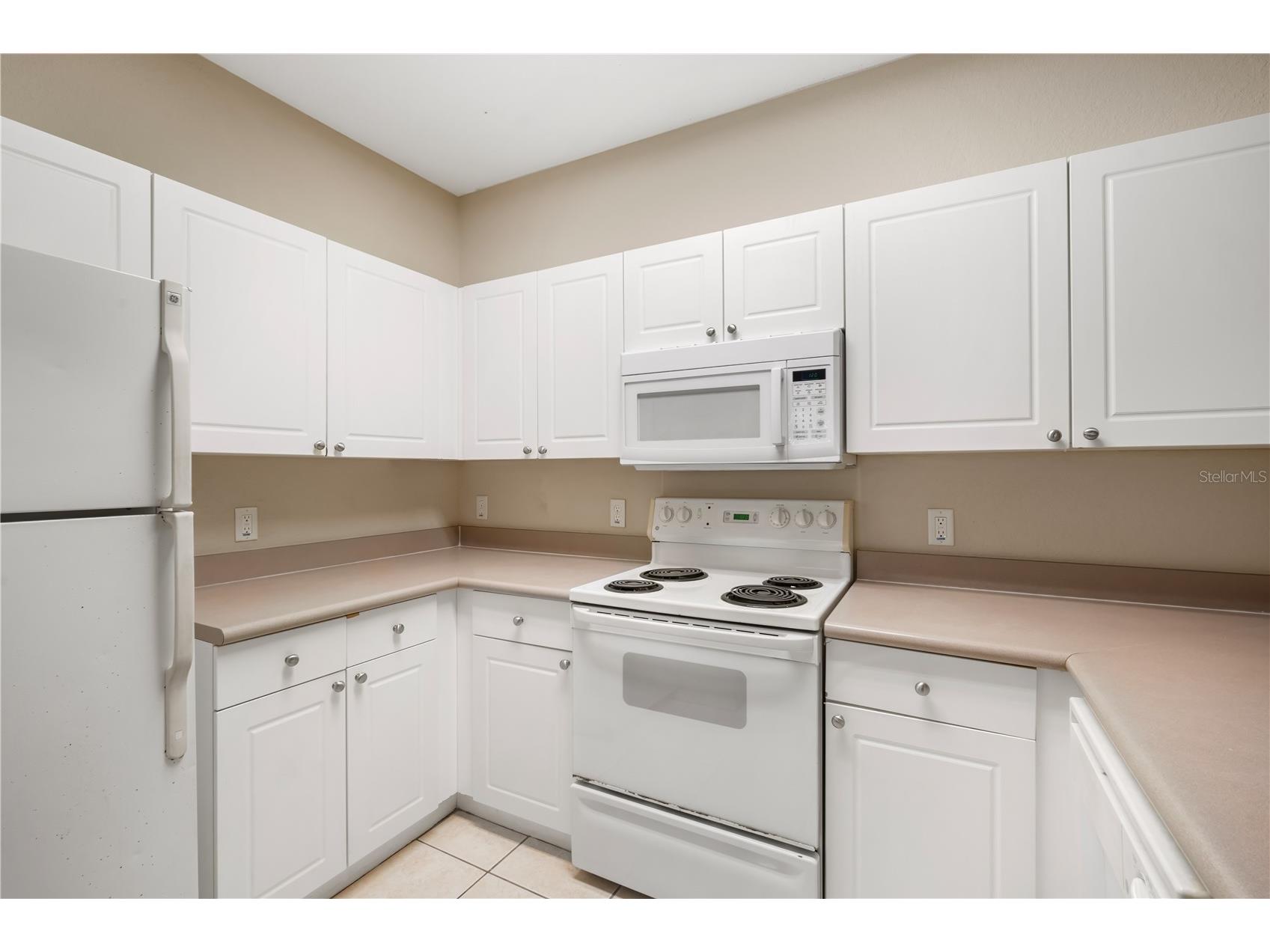 9301 Crescent Loop Circle #206 Tampa FL 33619 TB8491968 image14