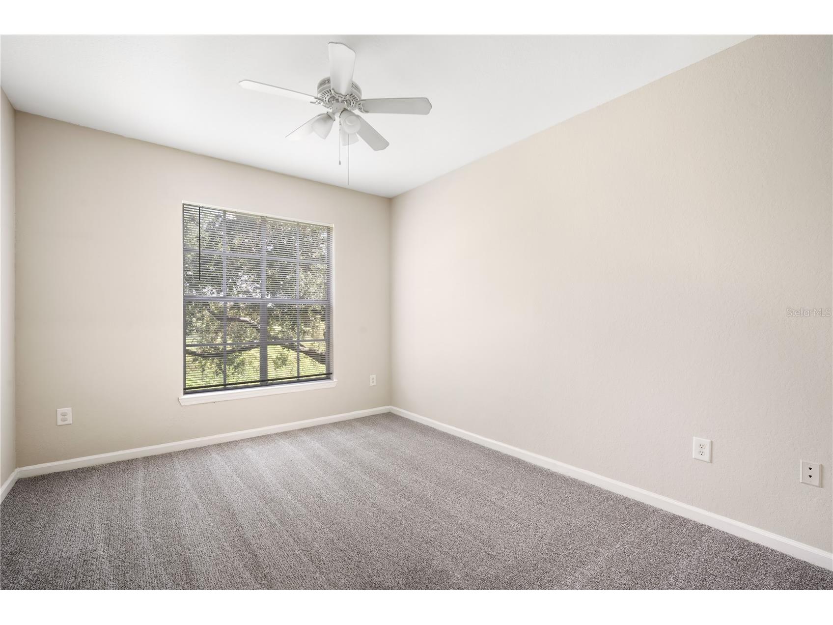 9301 Crescent Loop Circle #206 Tampa FL 33619 TB8491968 image17