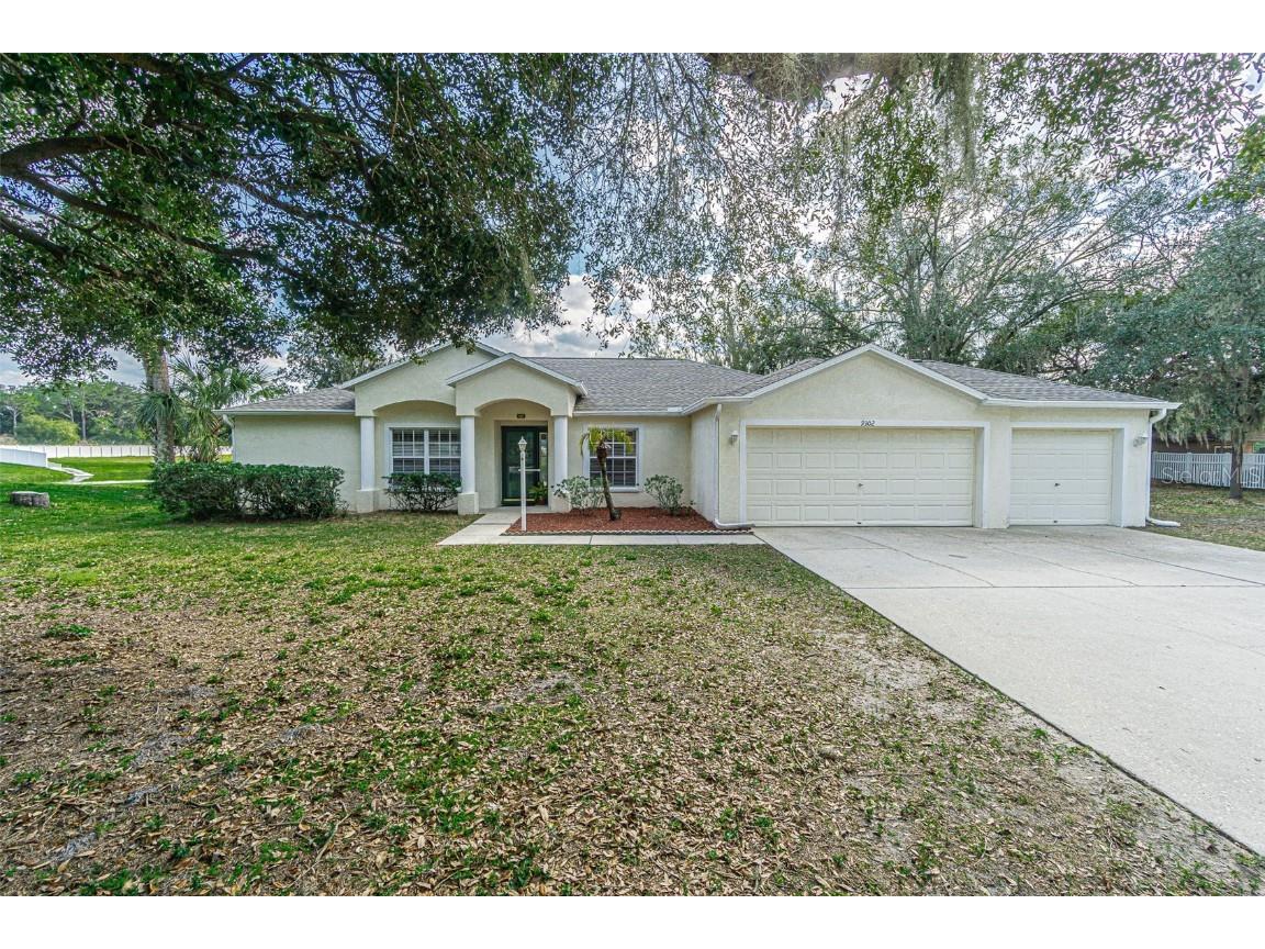 9302 Barrington Oaks Drive Dover FL 33527 T3500136 image1