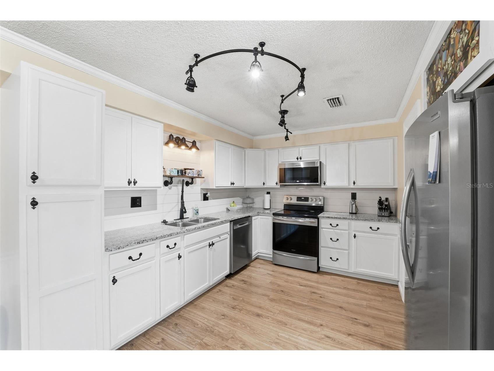 9302 Benrock Road Spring Hill FL 34608 W7882924 image9