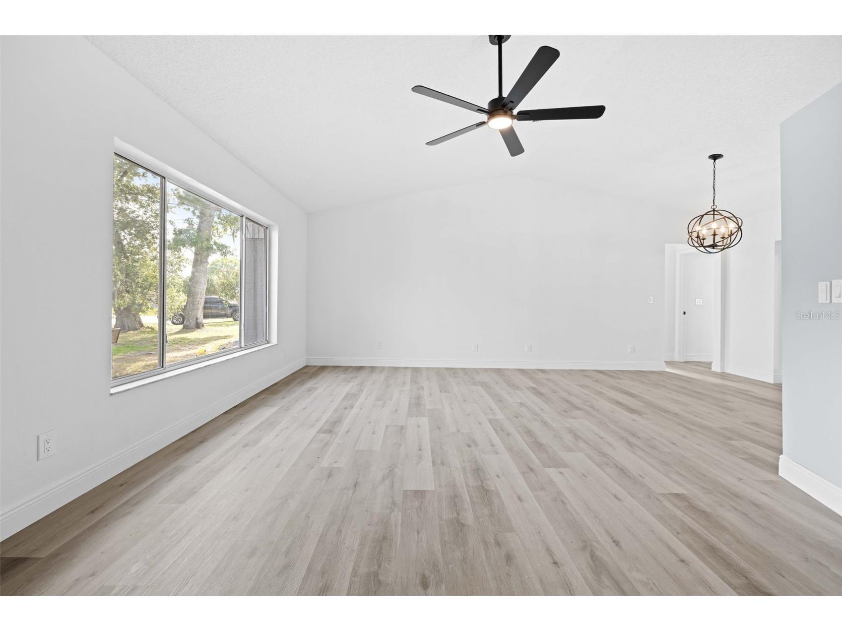 9303 Gibralter Street Spring Hill FL 34608 TB8506282 image6