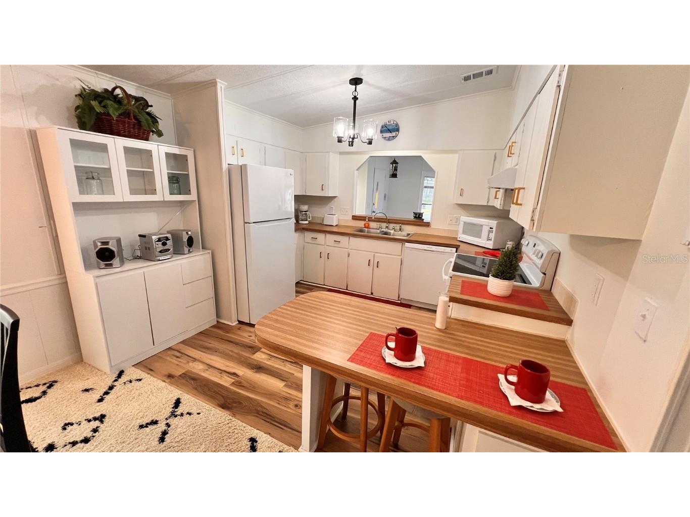 9303 Highpoint Boulevard Brooksville FL 34613 W7879033 image10