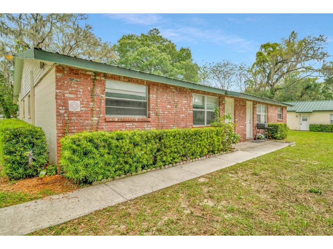 9303 Ripley Ripley Road #A Thonotosassa FL 33592 T3485071 image1