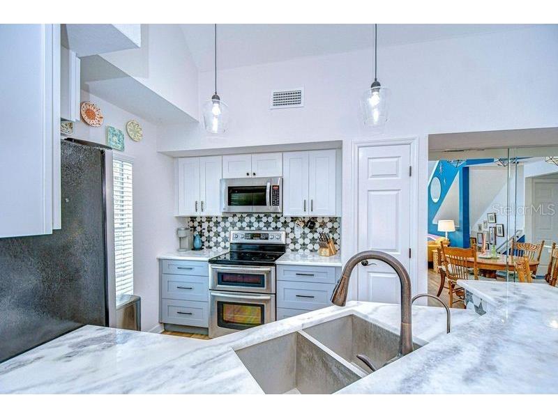 9304 Lake Chase Island Way Tampa FL 33626 TB8378688 image16