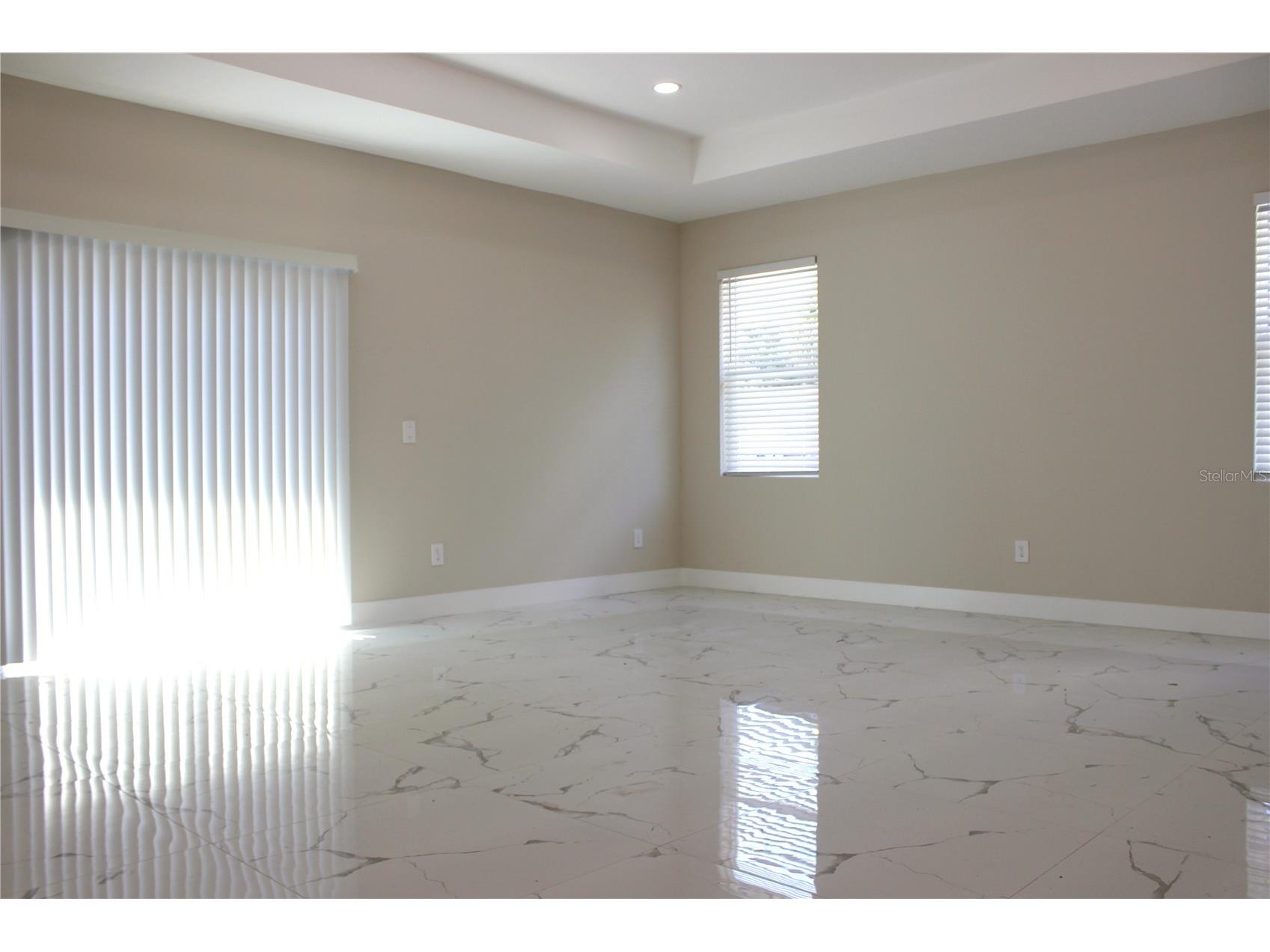 9304 N 18th Street Tampa FL 33612 TB8510063 image10