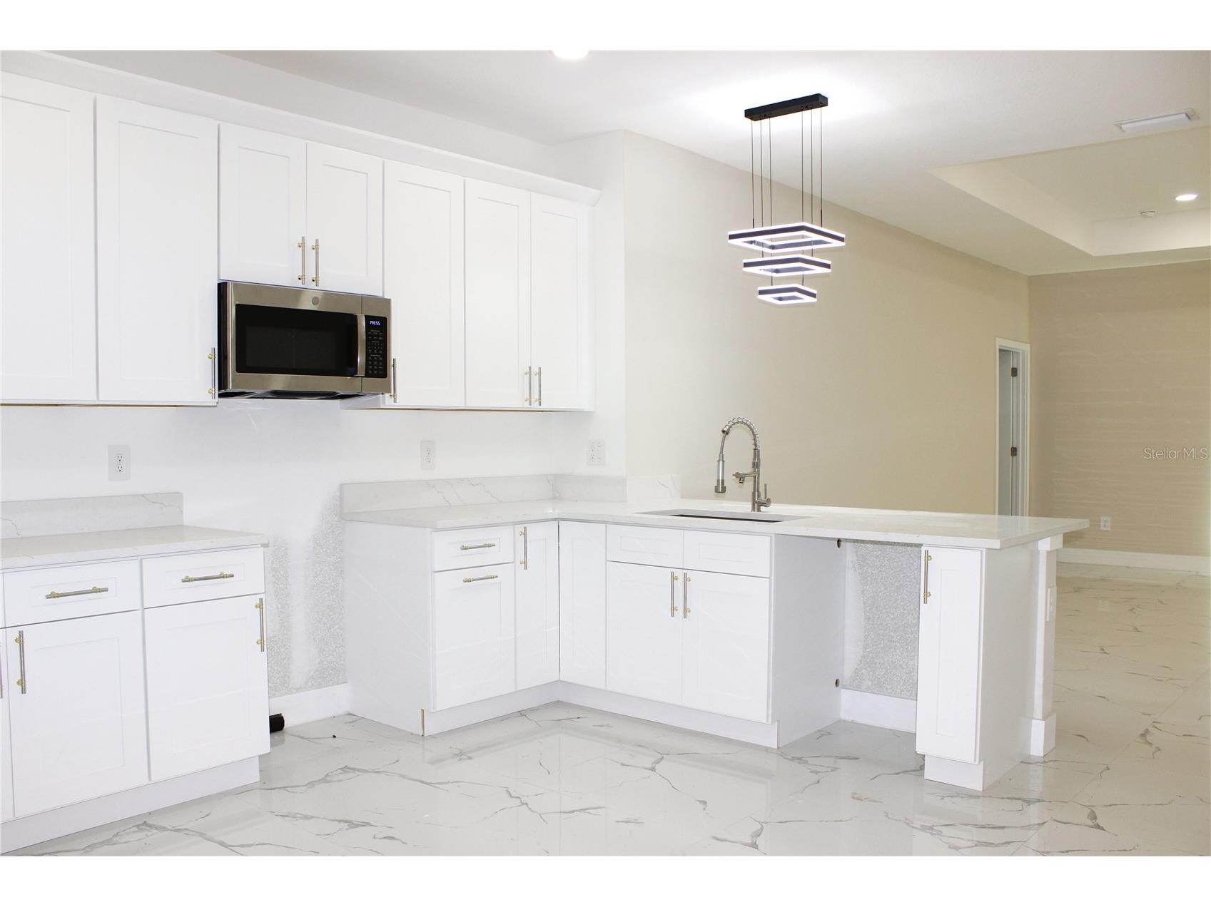 9304 N 18th Street Tampa FL 33612 TB8510063 image11