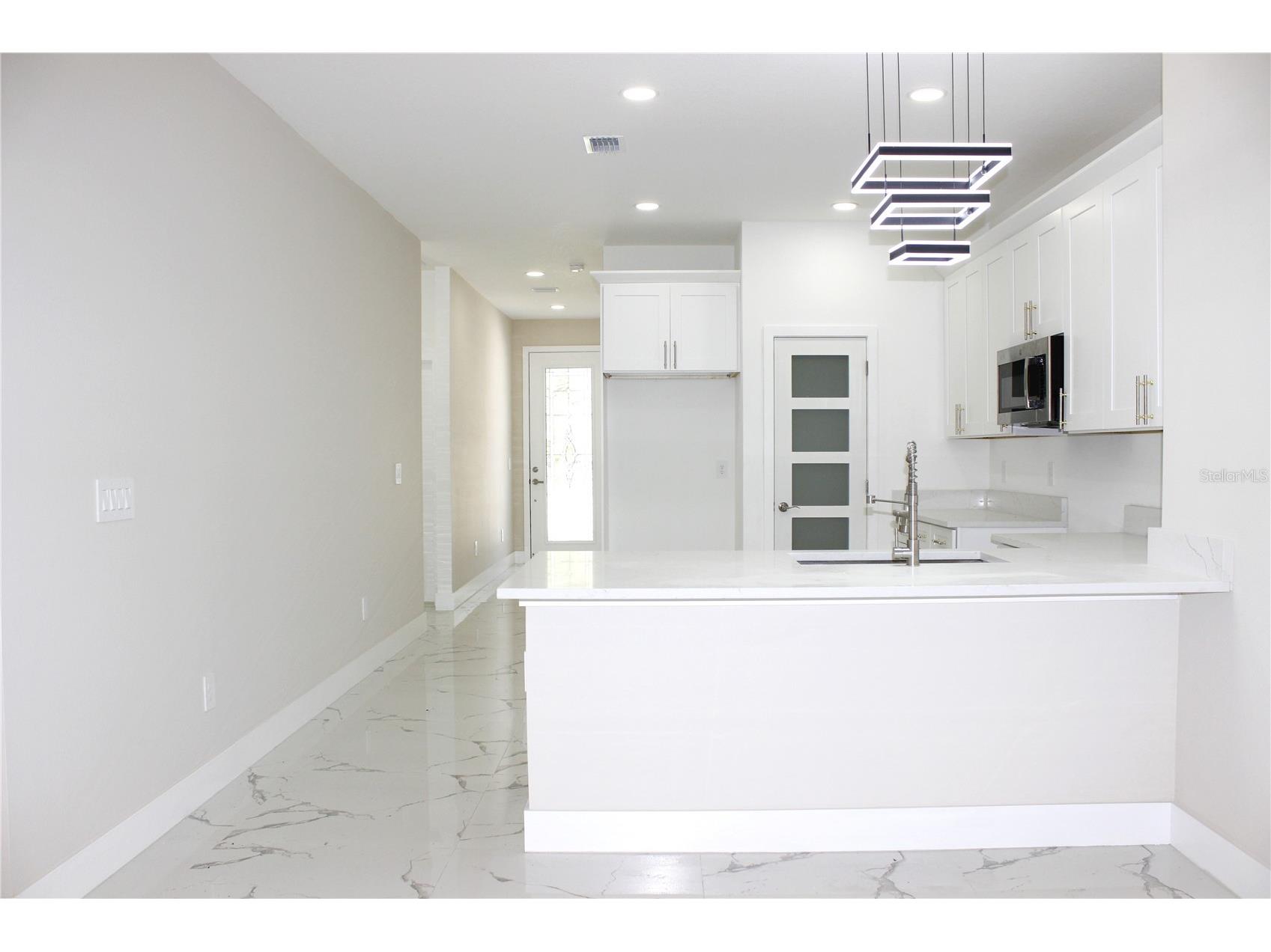 9304 N 18th Street Tampa FL 33612 TB8510063 image13