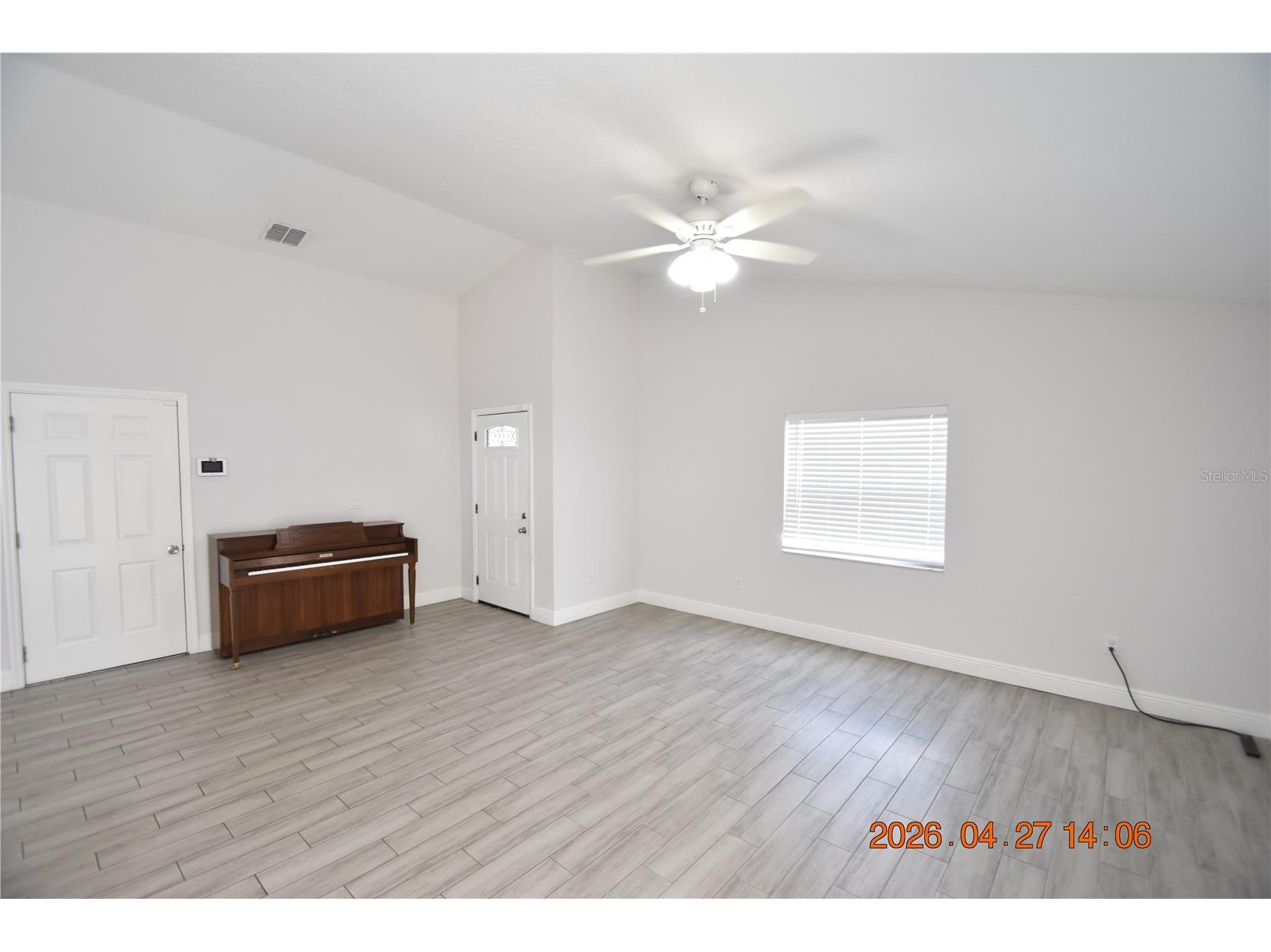 9304 N 20th Street Tampa FL 33612 TB8503952 image3