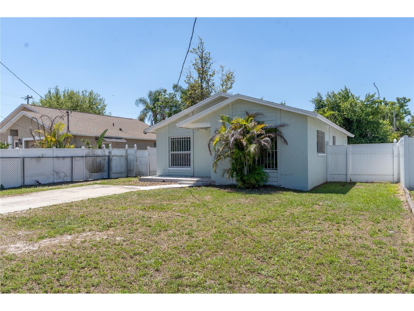 9304 N Elmer Street Tampa FL 33612 TB8497541 image3