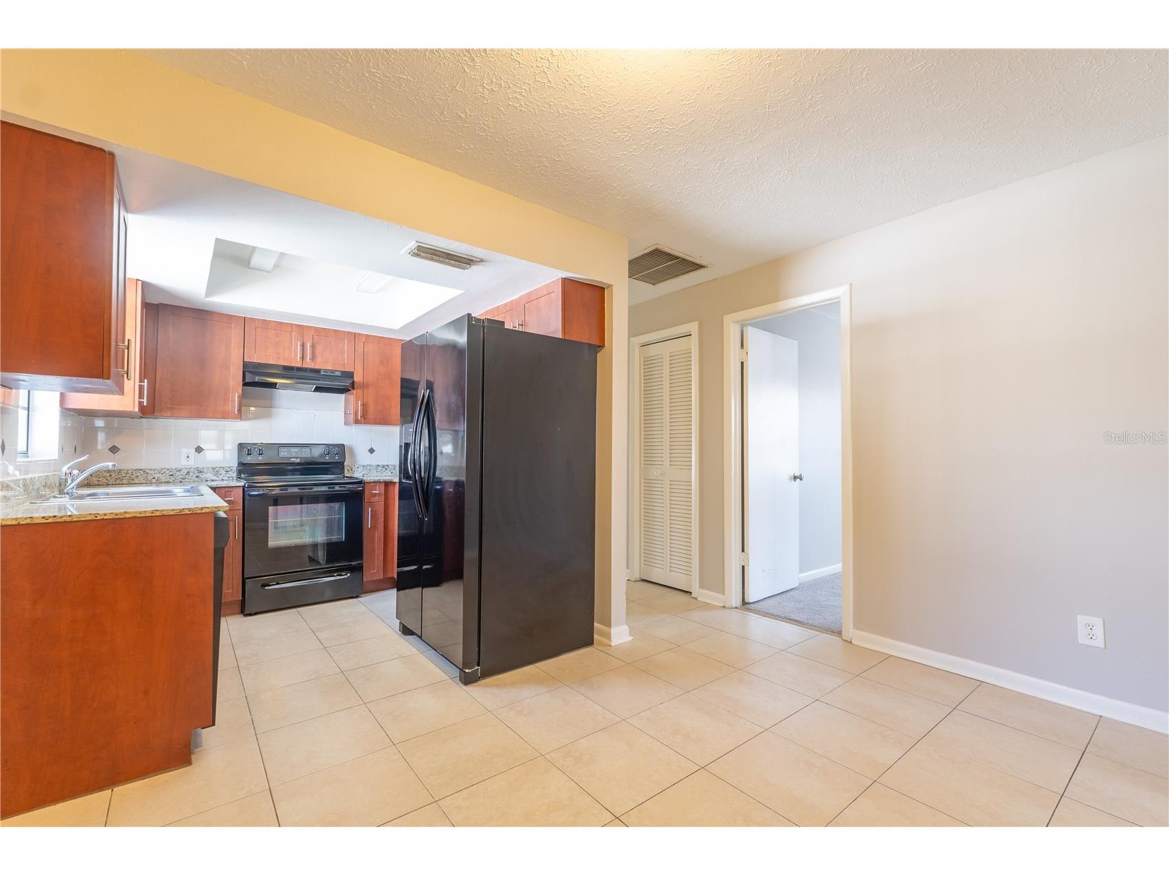 9304 N Elmer Street Tampa FL 33612 TB8497541 image4