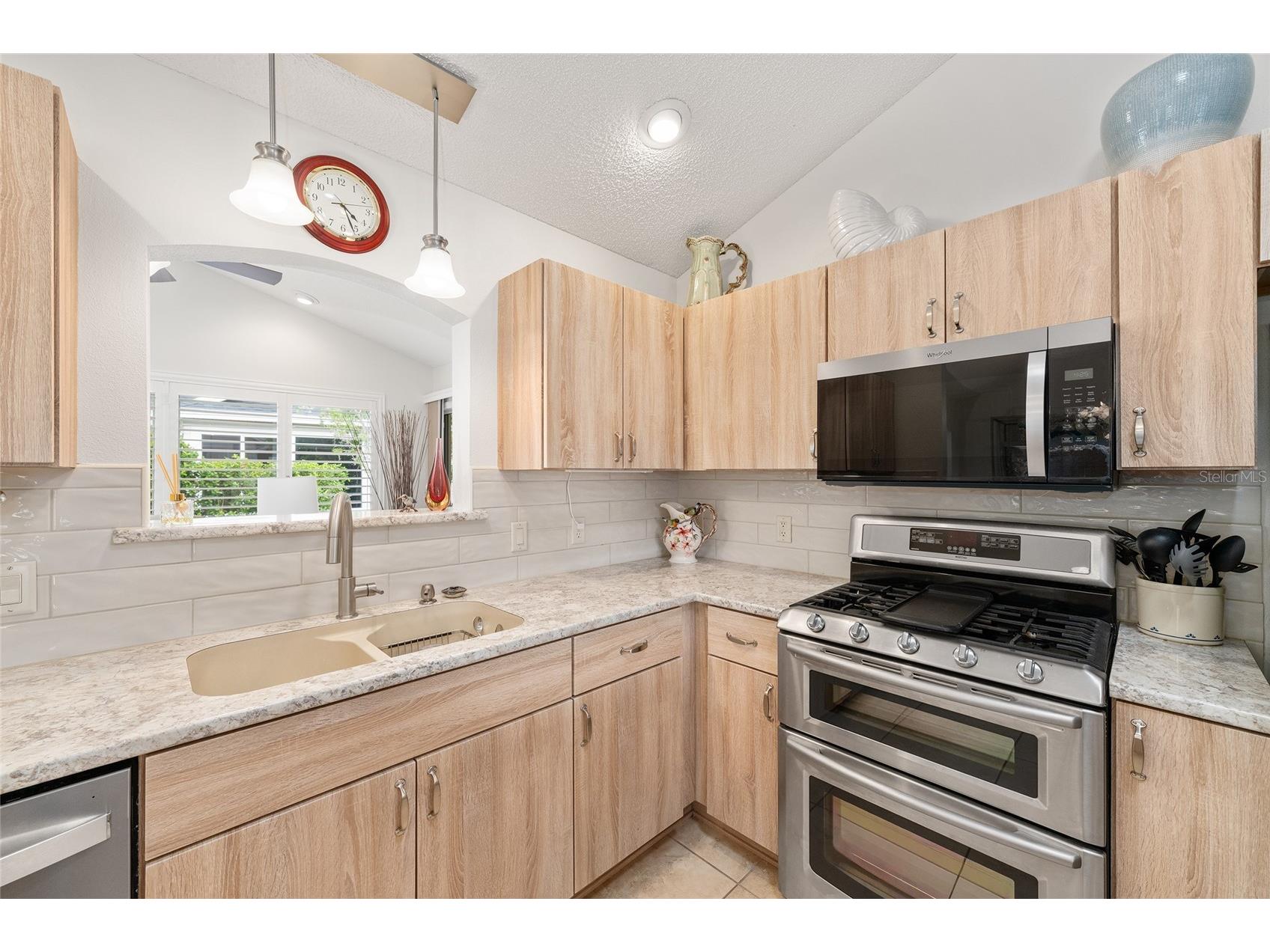 9304 SE 170th Humphreys Loop The Villages FL 32162 OM724476 image12