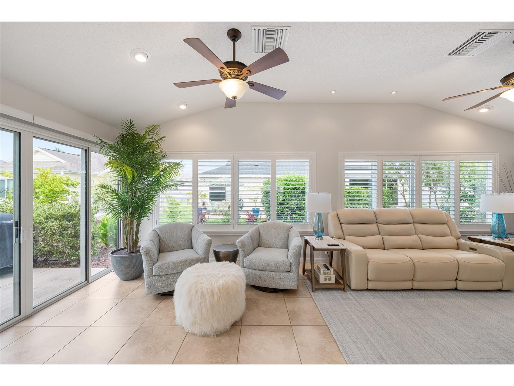9304 SE 170th Humphreys Loop The Villages FL 32162 OM724476 image33